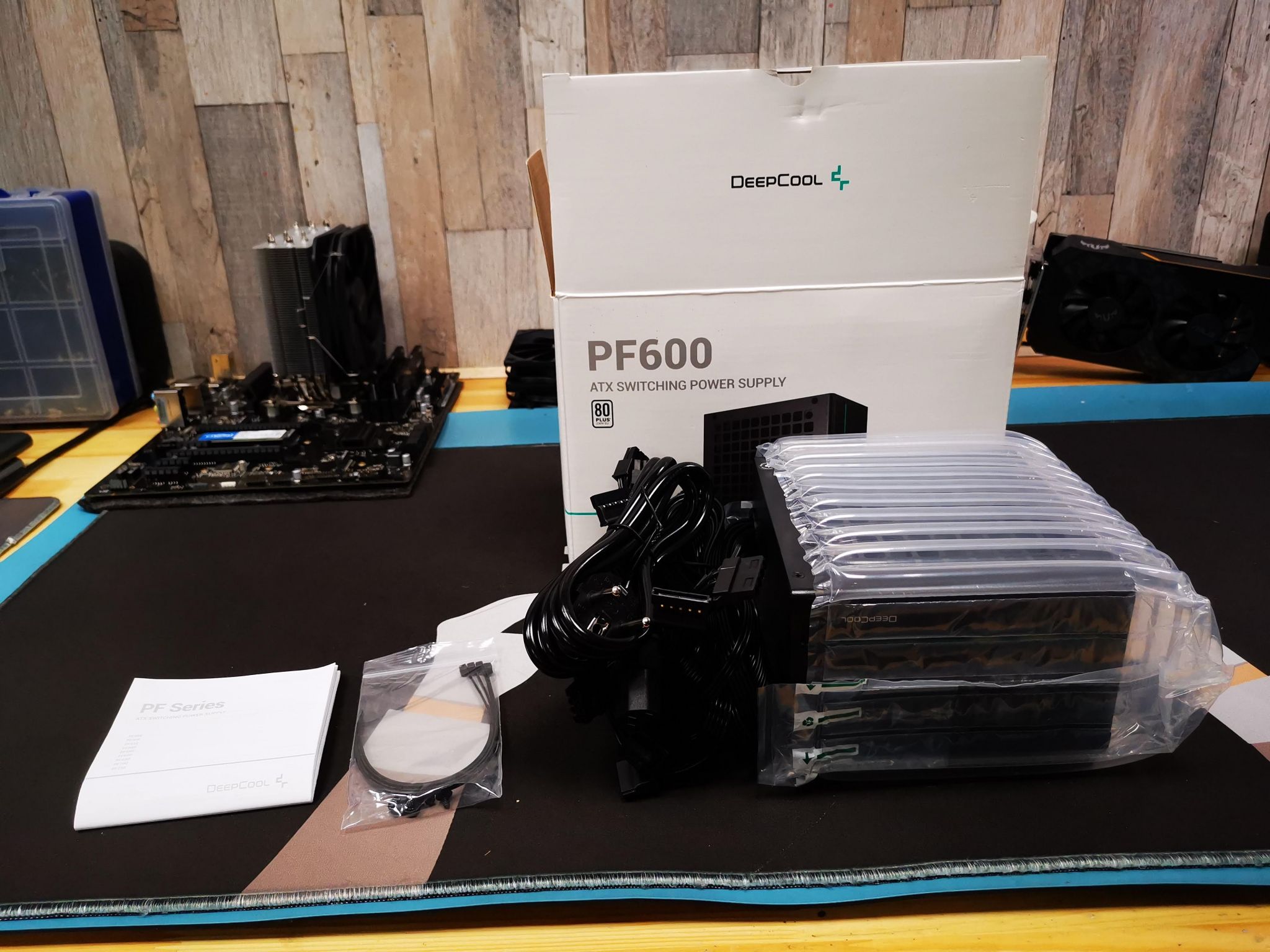 Deepcool r pf650d ha0b eu. Блок питания Deepcool pf600. Блок питания Deepcool pf600 80+ Ret. Блок питания Deepcool pf700 80+ Ret. Блок питания Deepcool pf550.