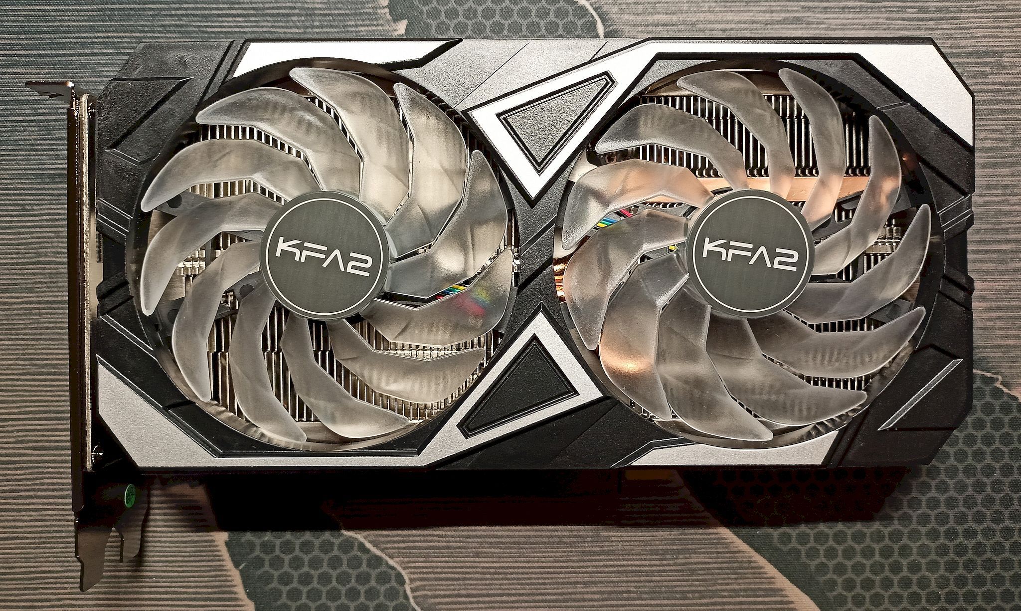 Видеокарта KFA2 GeForce RTX 3050 EX 8G 35NSL8MD6YEK — купить в интернет ...