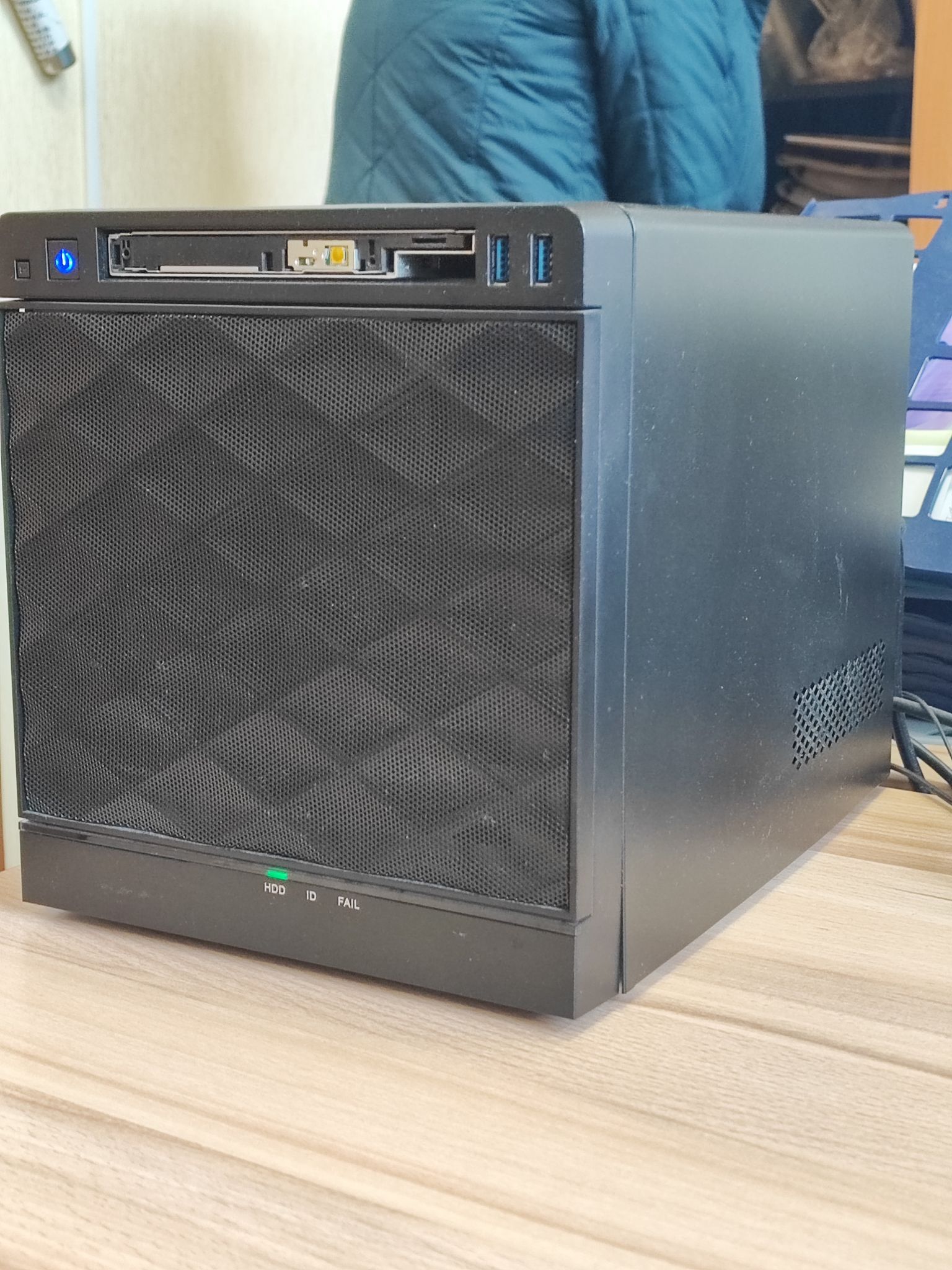 Корпус IN WIN MS04-2(PF052) IP-S265AU7-2 easy swap 6130956 — купить в ...