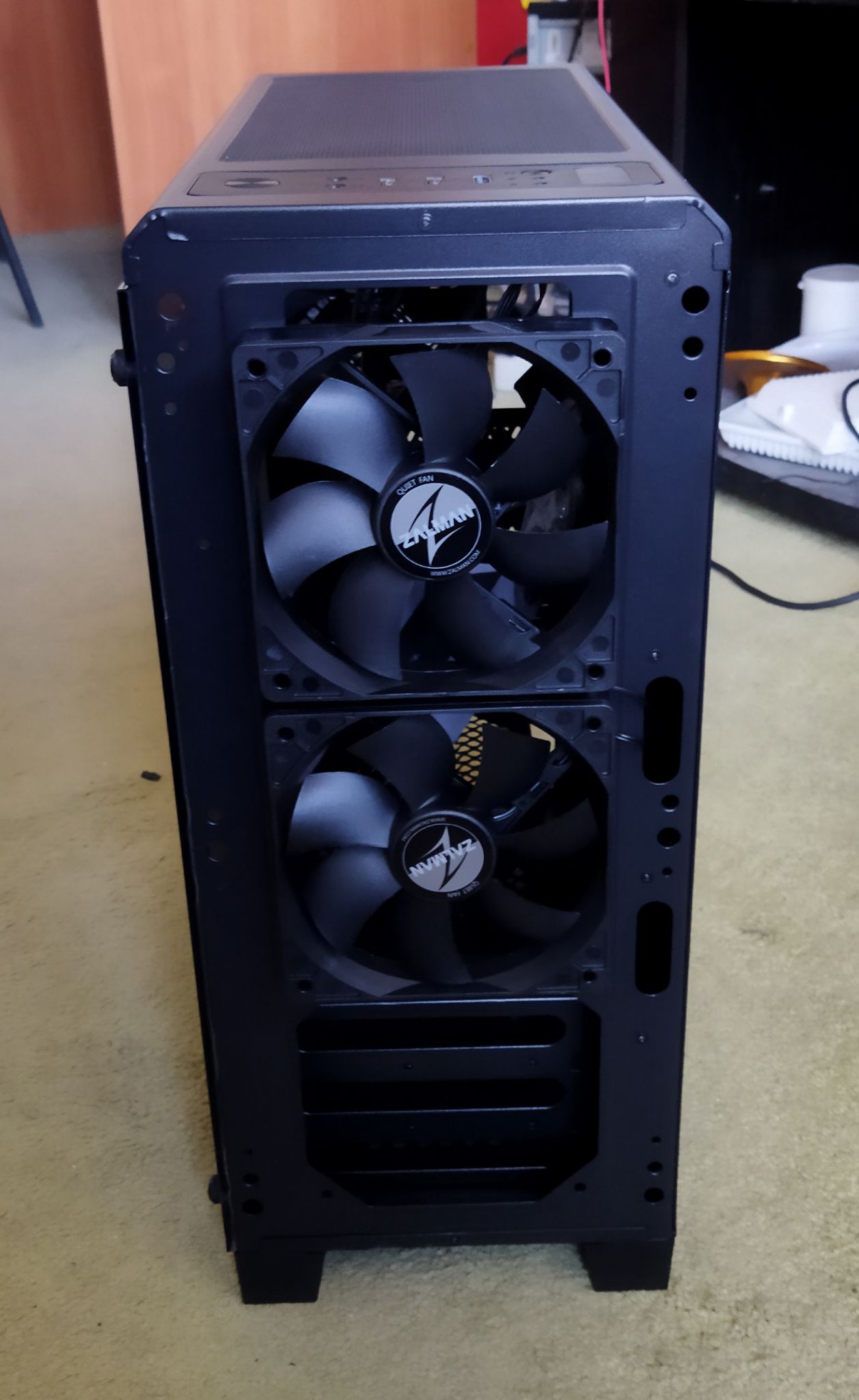 Zalman tg. Zalman s2 TG Black. Корпус Zalman s2 TG. Корпус Zalman s2 Black. Zalman s2 TG Tempered.