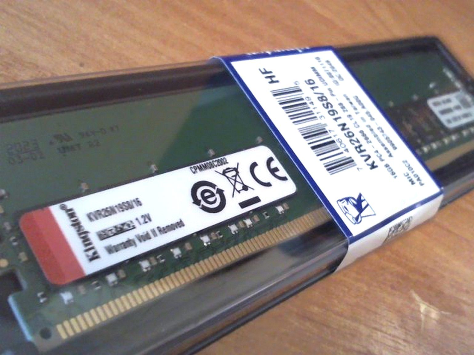 Оперативная память Kingston DDR4 16Gb 2666MHz pc-21300 (KVR26N19S8
