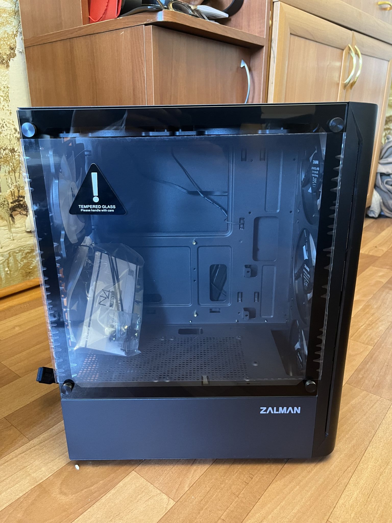 Корпус Zalman N4 Rev.1, черный — купить по низкой цене в интернет ...