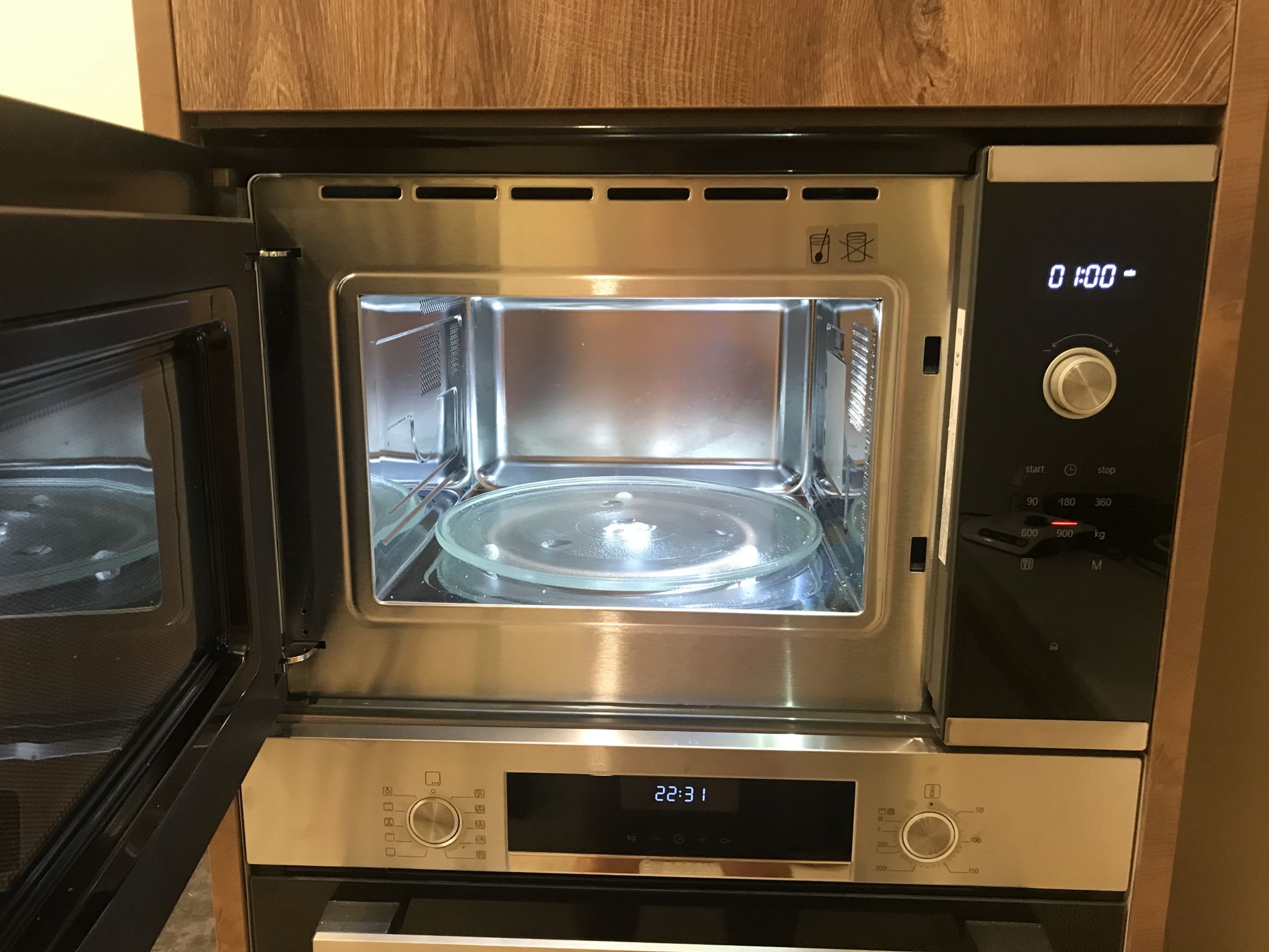 Микроволновая печь встраиваемая Bosch Serie|6 BFL554MS0 — купить в ...