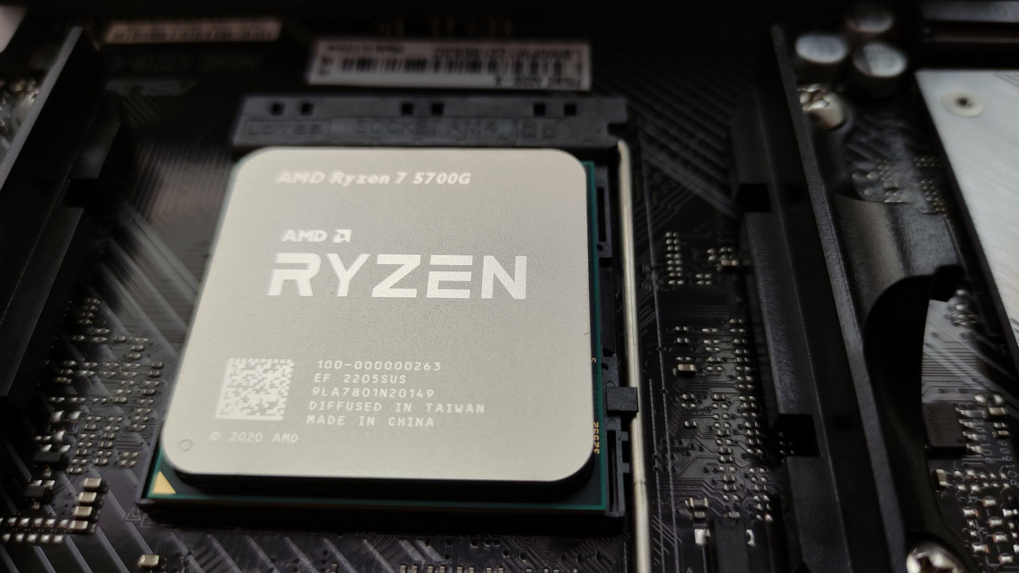 Amd 5700g процессор. Ryzen 5700x без крышки. 100-100000263mpk. AMD Ryzen 7 5800u отзывы.