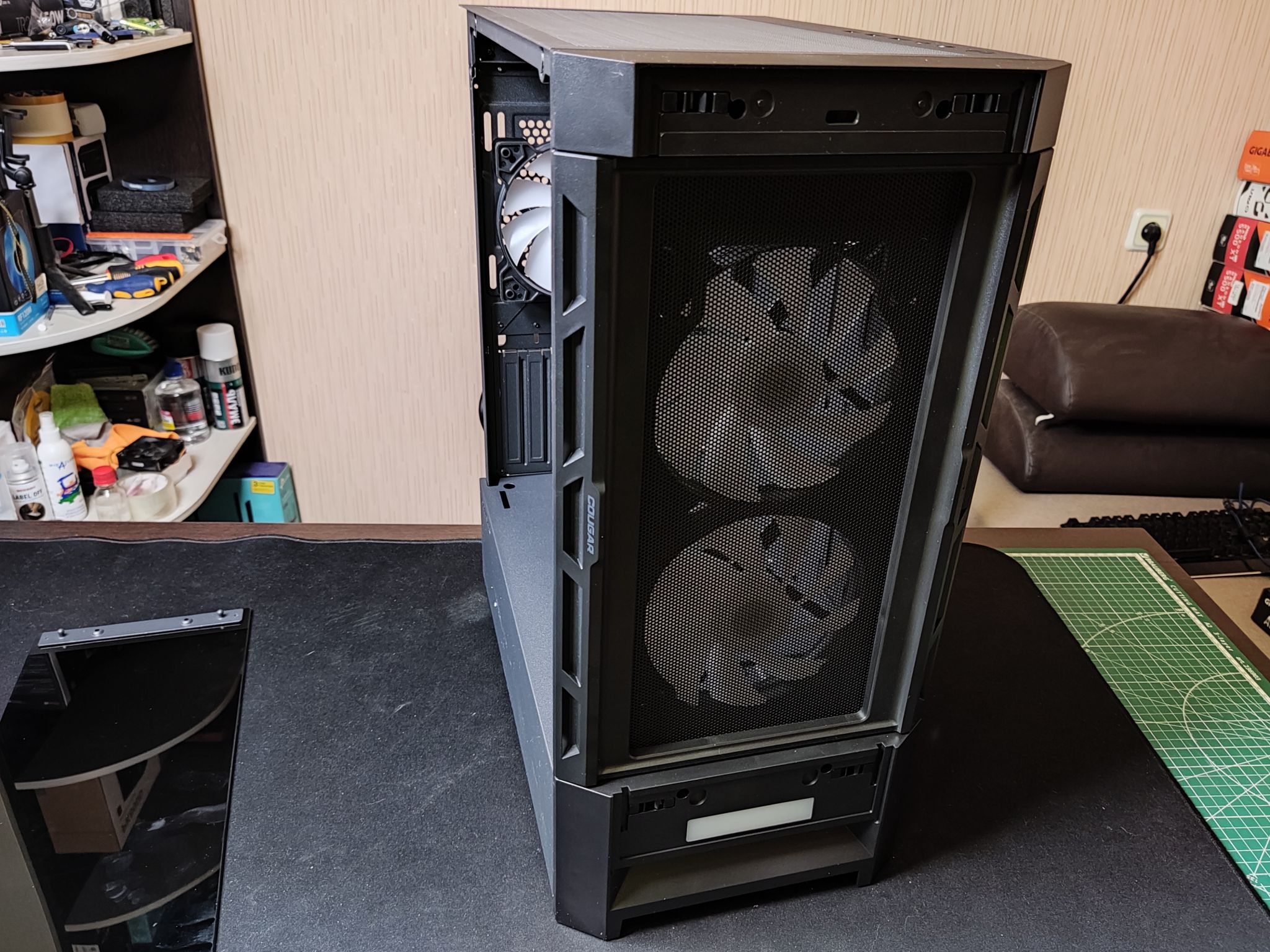 Корпус COUGAR Duoface RGB черный — купить по низкой цене в интернет ...