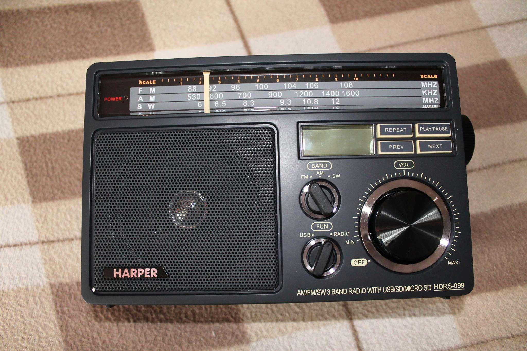 Harper hdrs 099. Радиоприёмник Harper HDRS-099. Радиоприемник Harper HDRS-033. Harper 377. Harper HDRS 099 разбор.