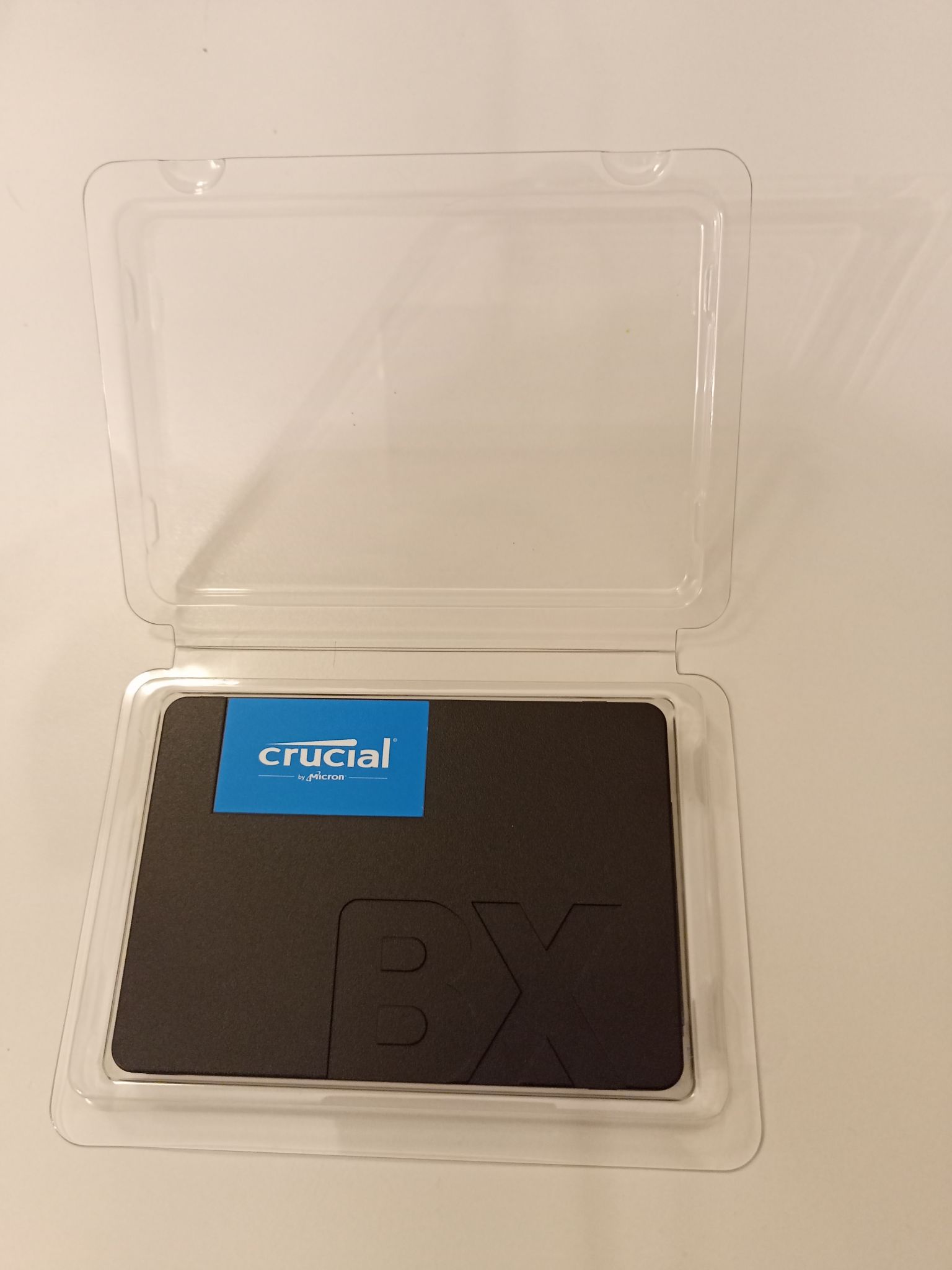 SSD диск Crucial BX500, 1000Гб, 2.5, SATA (CT1000BX500SSD1