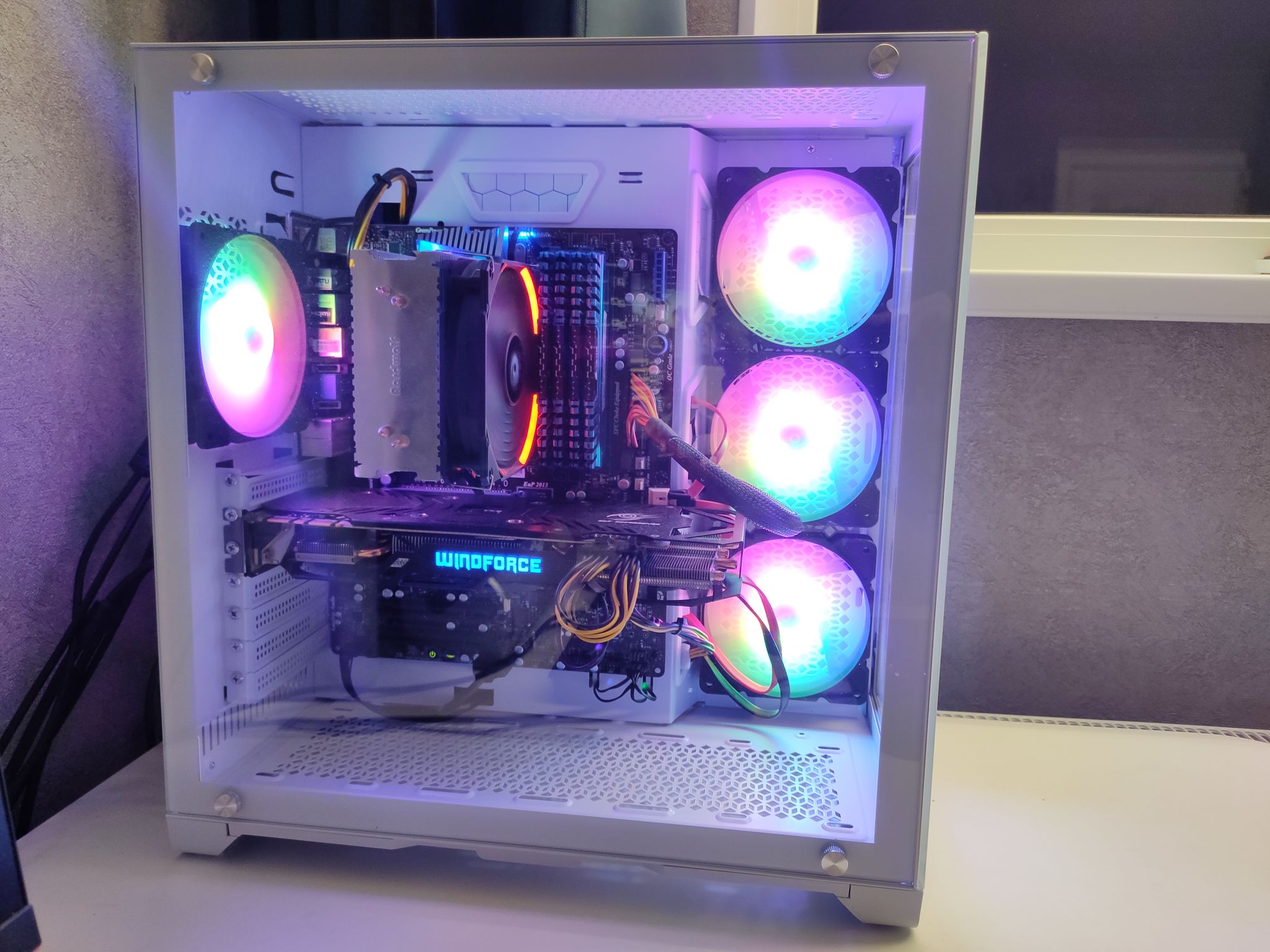 Корпус Powercase Vision, белый (CVWA-L4) — купить по низкой цене в ...