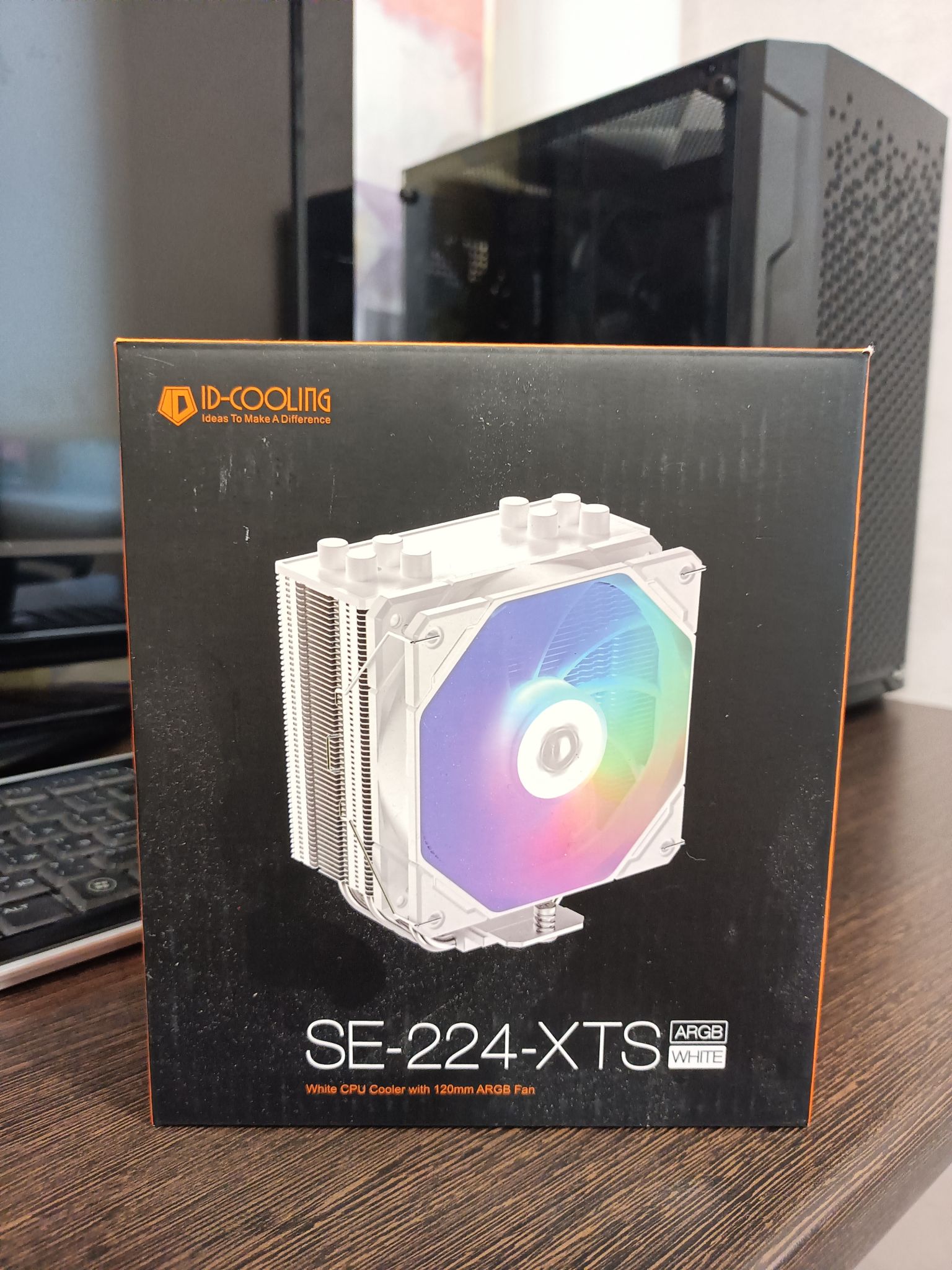 Кулер для процессора ID-Cooling SE-224-XTS ARGB WHITE — купить по ...