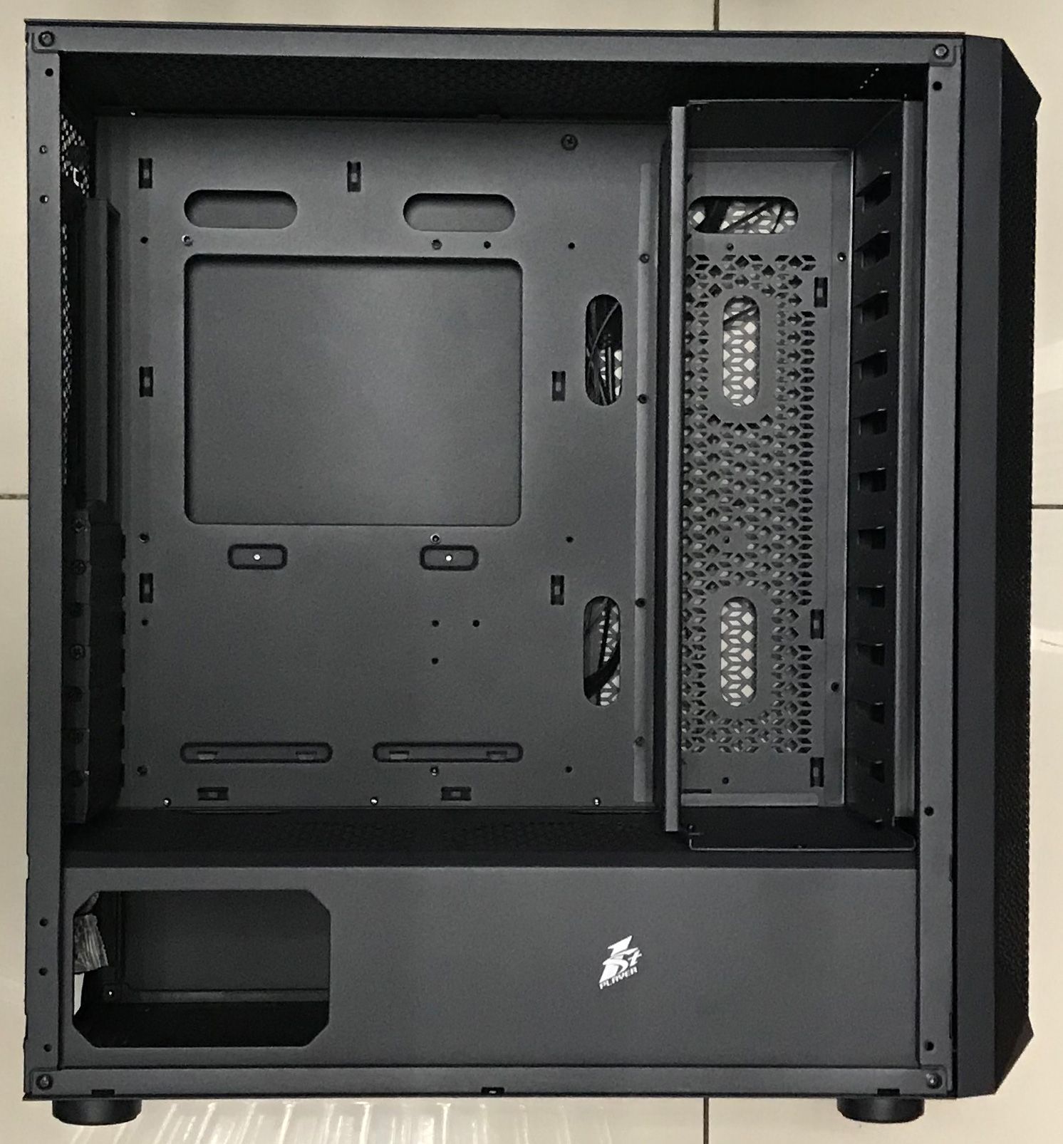 Корпус 1STPLAYER DK 14HDD MC, черный (DK-14HDD-MC) — купить по низкой ...