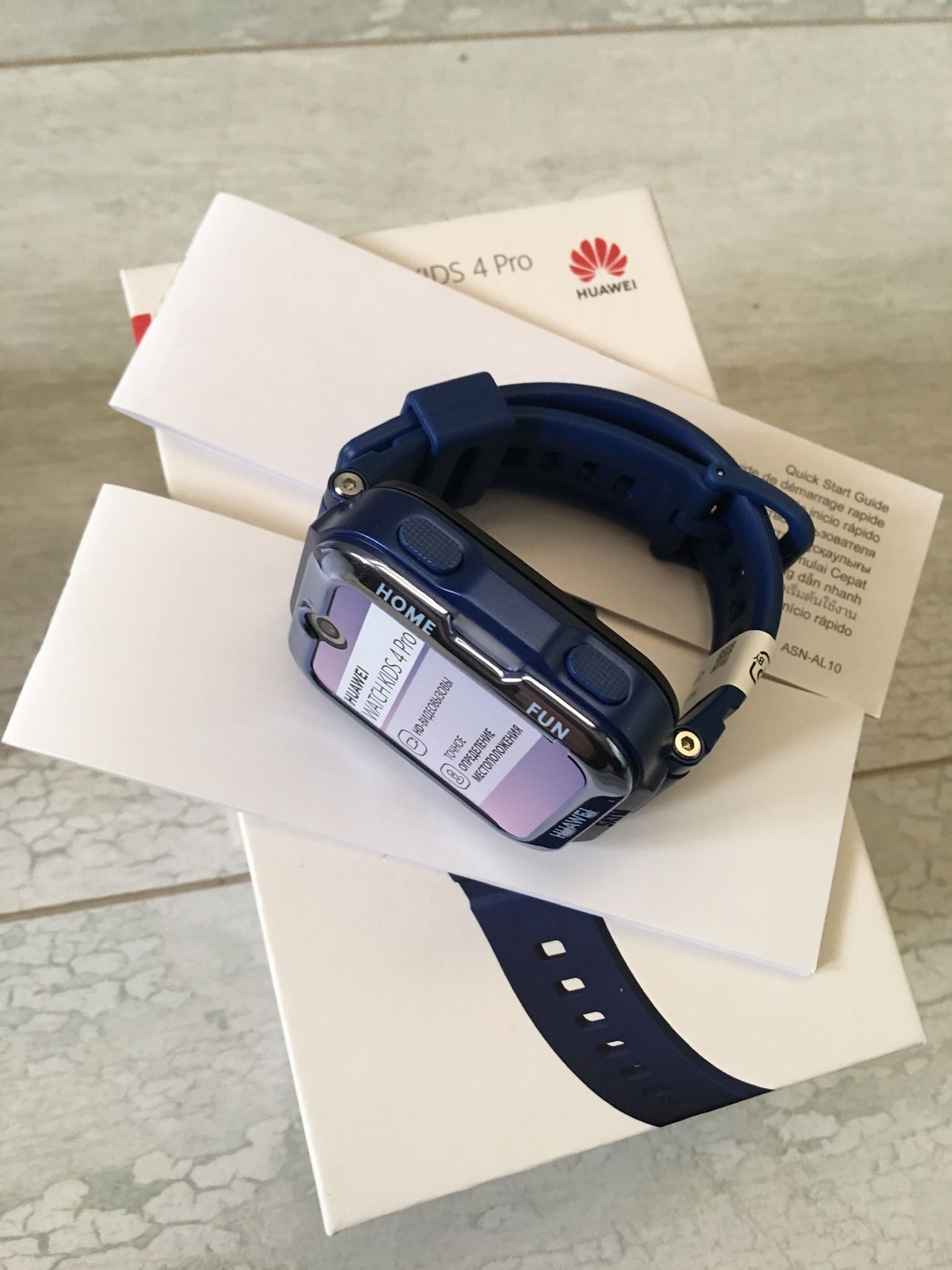 Детские умные часы Huawei WATCH KIDS 4 Pro Синие 55027638 — купить по  низкой цене в интернет-магазине ОНЛАЙН ТРЕЙД.РУ