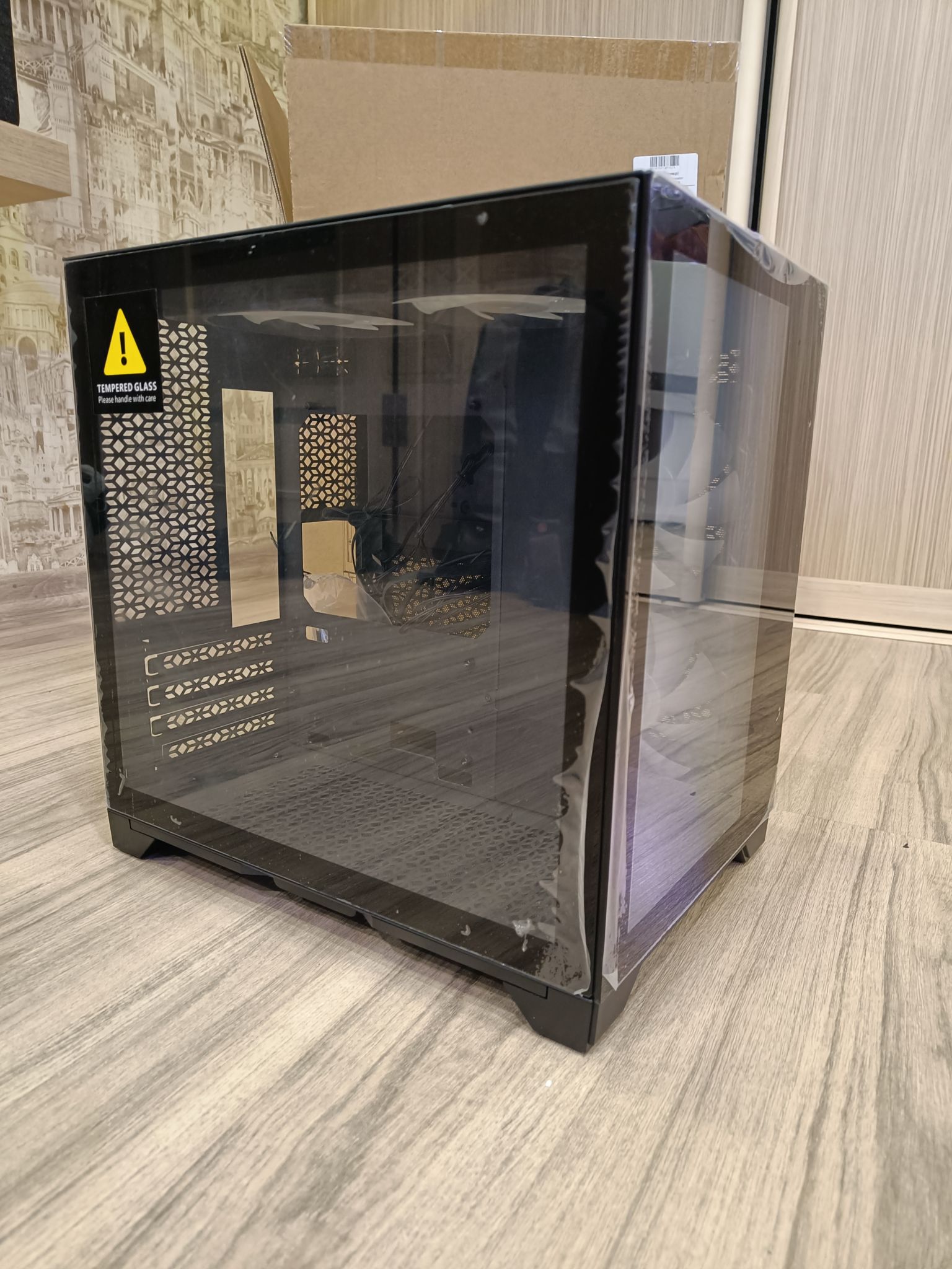 Корпус Powercase Vision Micro, черный (CVBM-L4) — купить по низкой цене ...