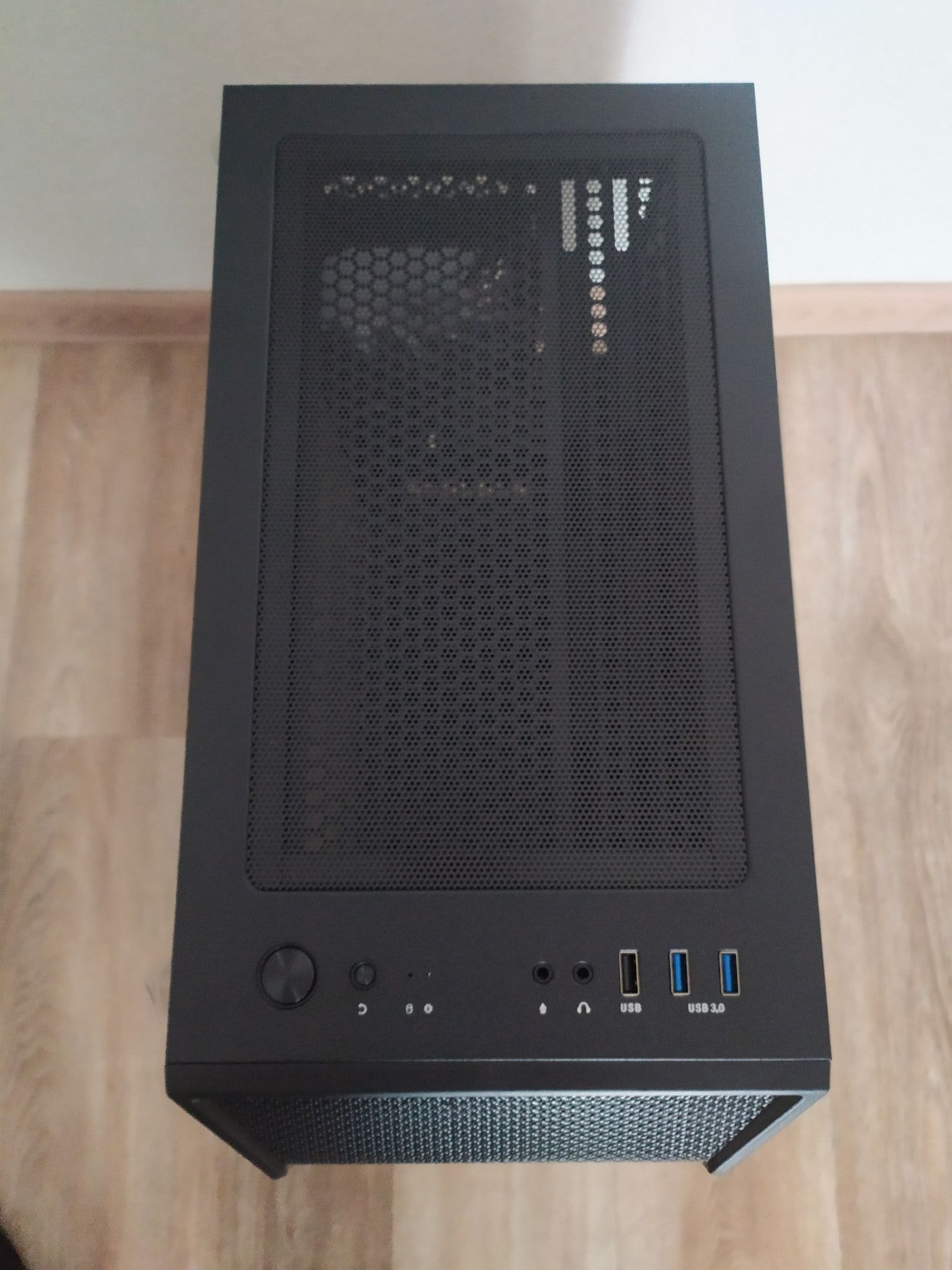 Корпус ZALMAN I3 NEO Black — купить в интернет-магазине ОНЛАЙН ТРЕЙД.РУ