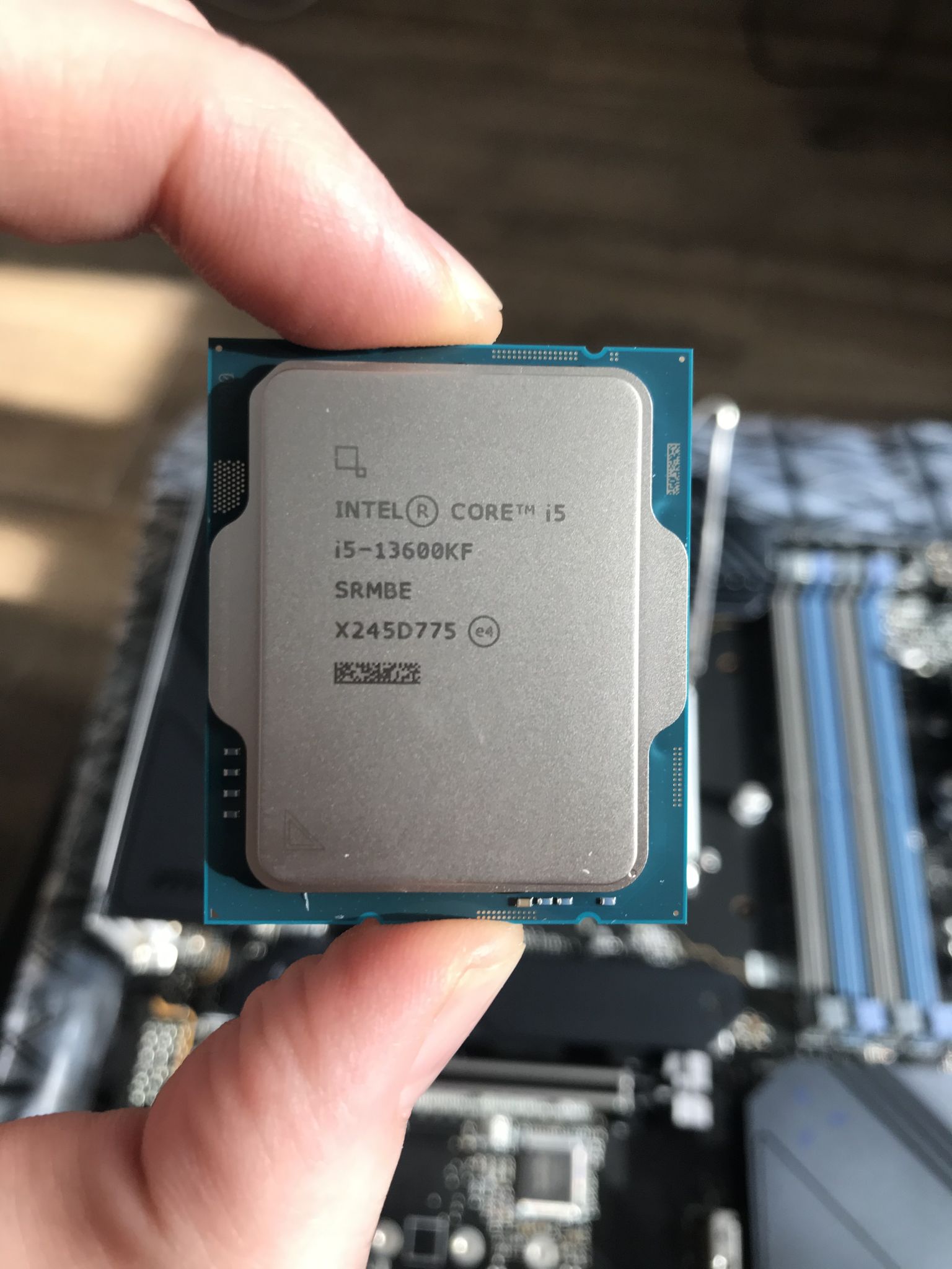 7700 13600kf