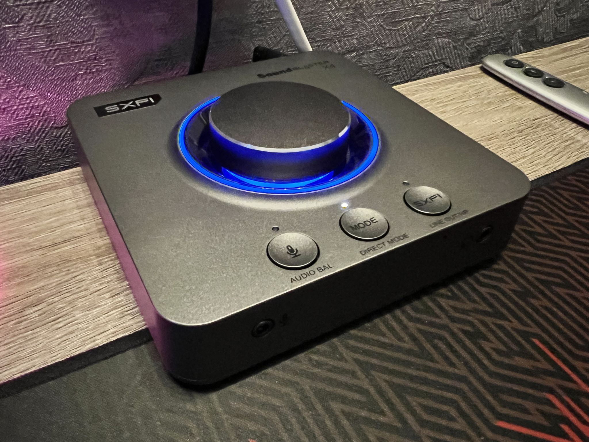 Купить Внешняя звуковая карта Creative Sound Blaster X4 в интернет ...