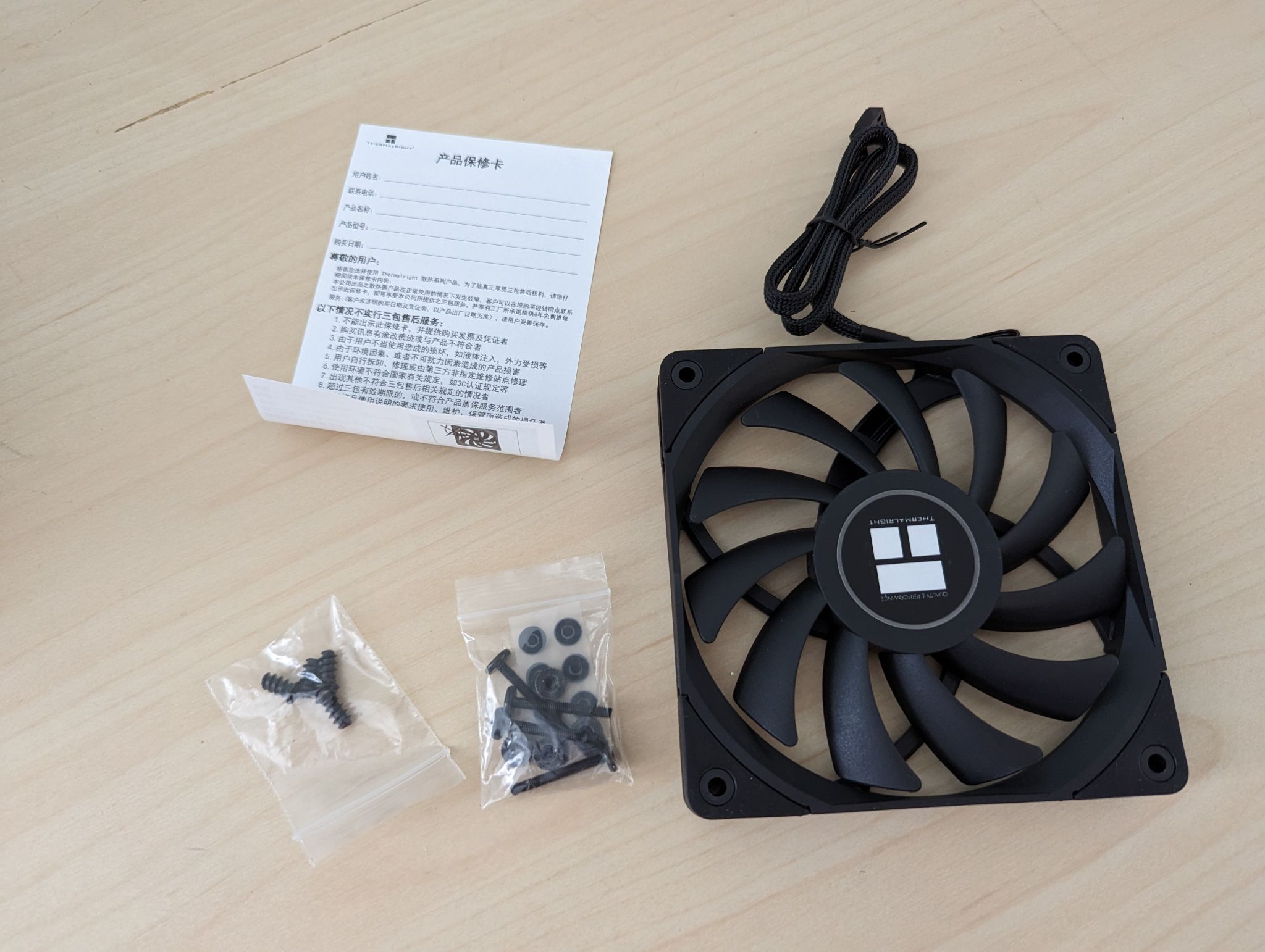 Thermalright tl c12c. Thermalright tl-c12015. вентилятор 120мм deepcool fc120. вентилятор 120x120x25 deepcool rf120b led blue retail.