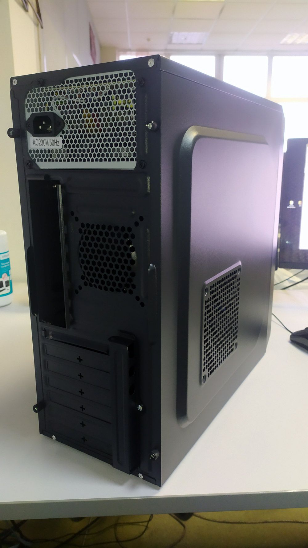 Корпус CROWN CMC-611 (CM-PS450office) CM000003412 — купить в интернет ...