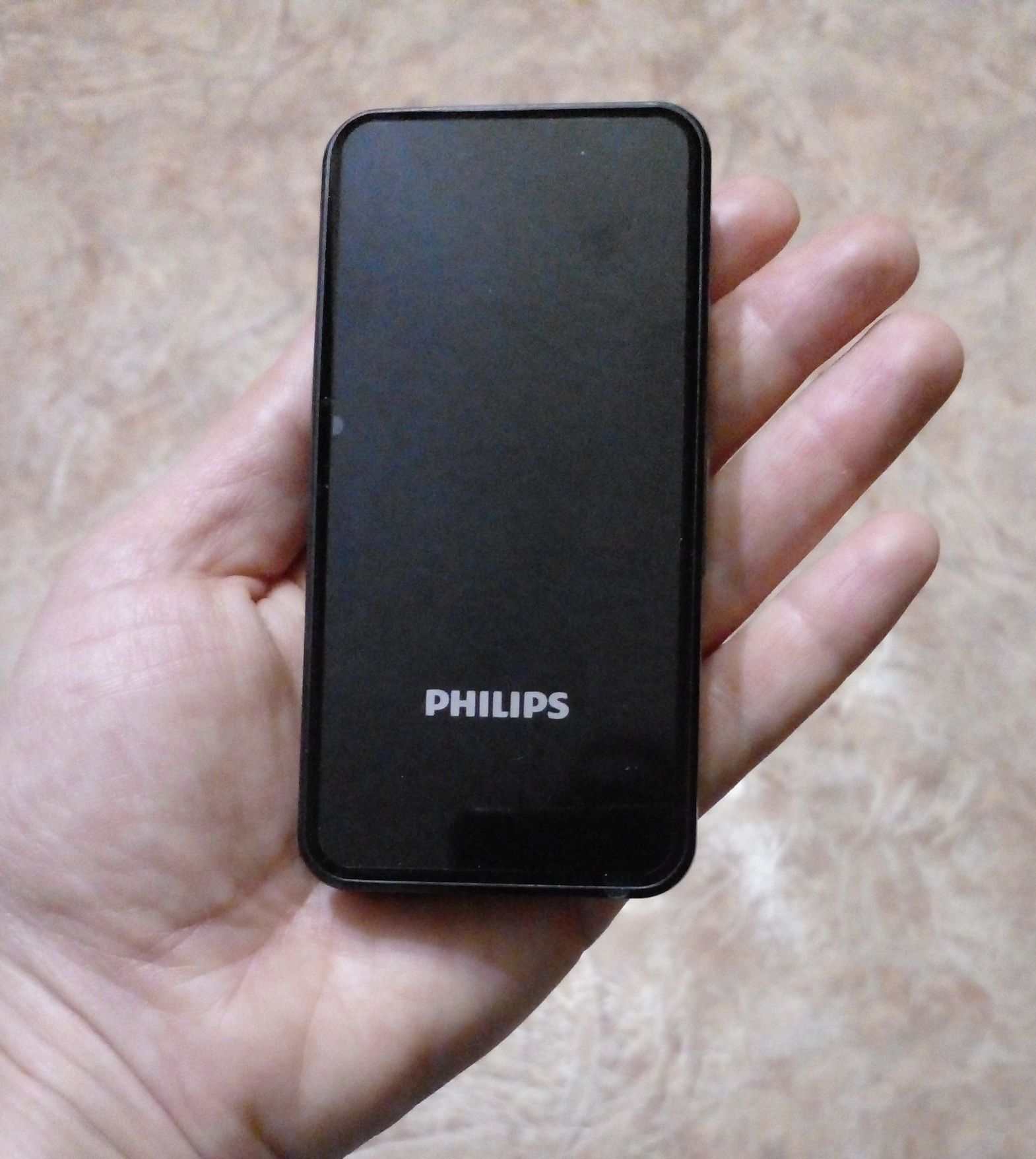 Мобильный телефон Philips Xenium E2601 Темно-серый 8712581799250 — купить в  интернет-магазине ОНЛАЙН ТРЕЙД.РУ