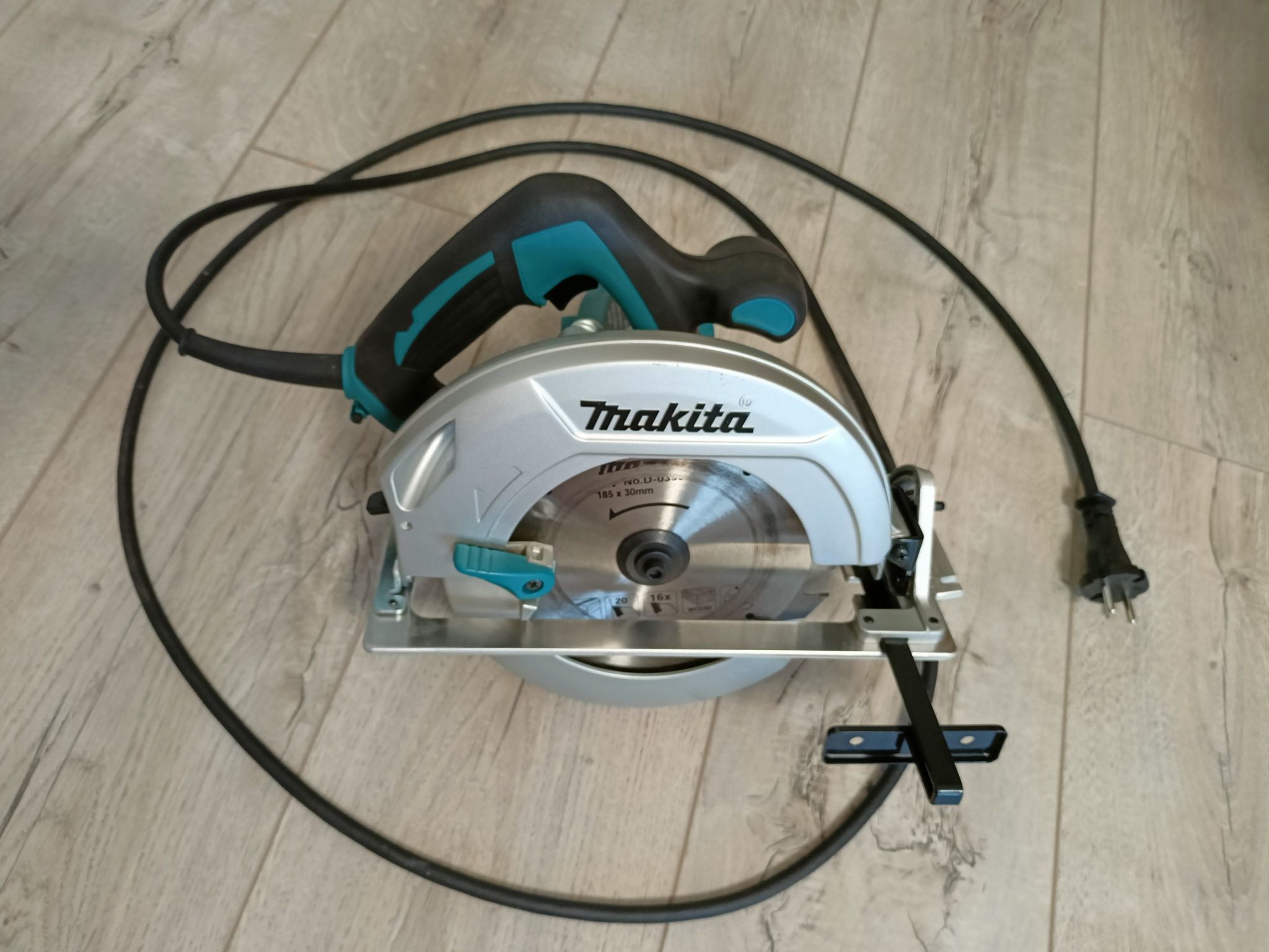 Дисковой пилы hs7600. Makita hs7600. Дисковая пила Makita hs7601. Makita 5008mg. Пила дисковая Makita 5008mg.