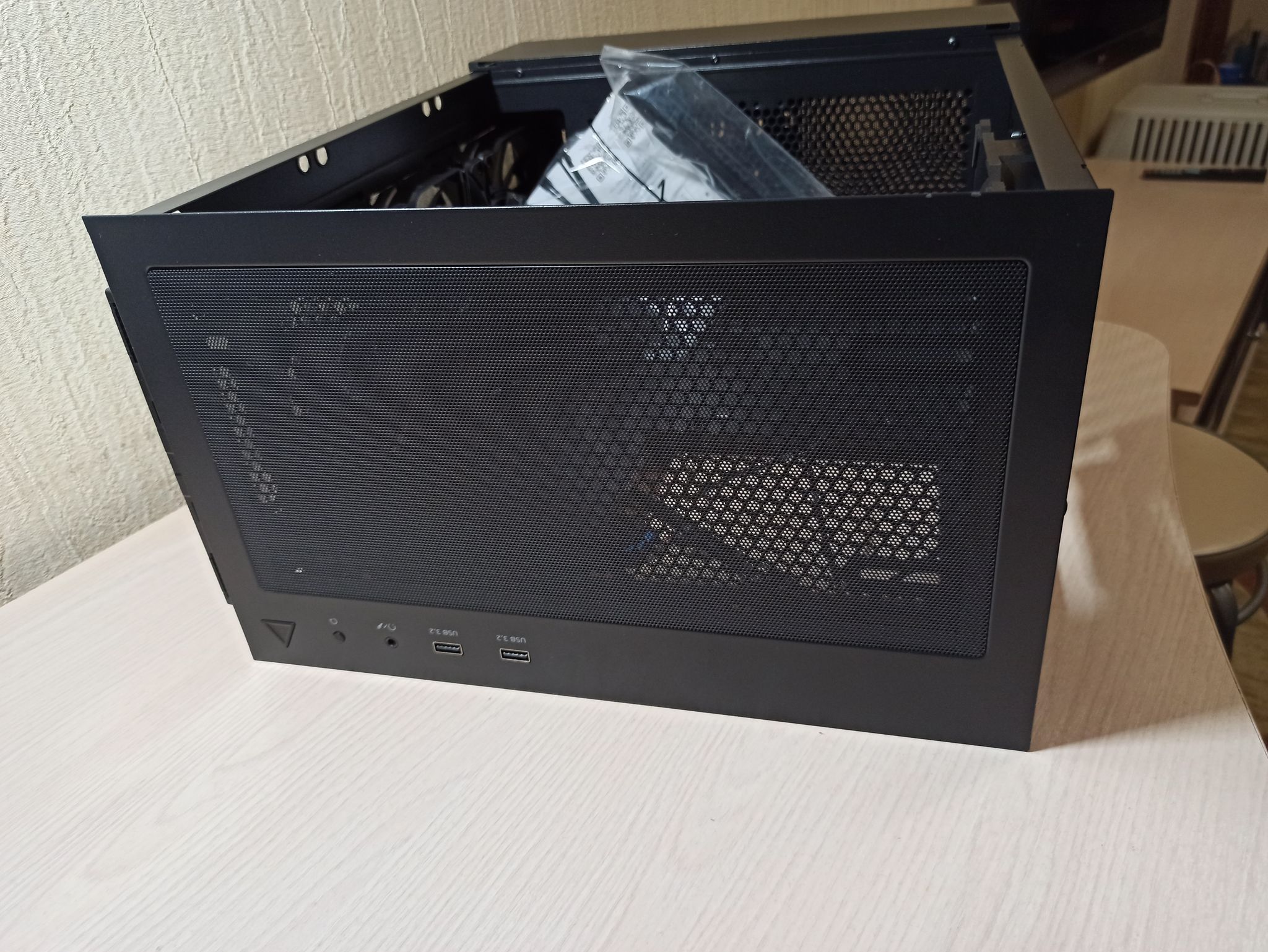 Корпус XPG VALOR AIR Black VALORAIRMT-BKCWW — купить по низкой цене в ...