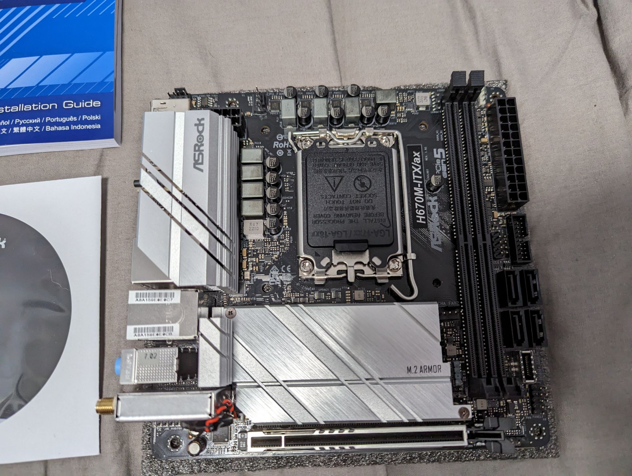 Купить материнская плата ASROCK H670M-ITX/AX (LGA1700, Mini-ITX) в ...