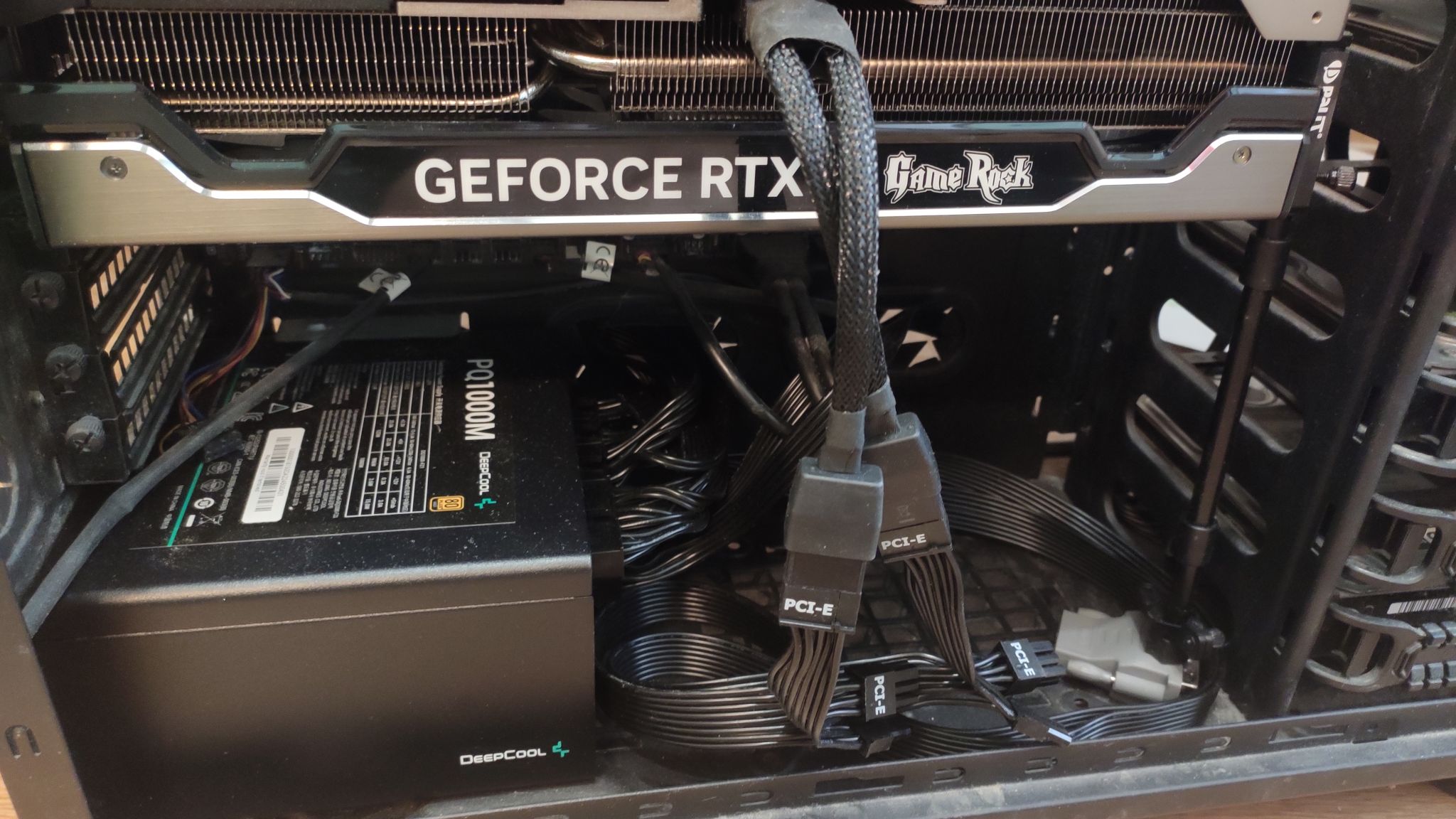 Palit rtx 4070 ti gamerock oc. Palit GEFORCE RTX 4070 ti GAMEROCK Classic 12g. 4070ti GAMEROCK. Видеокарта Мвидео GAMEROCK RTX 4070.