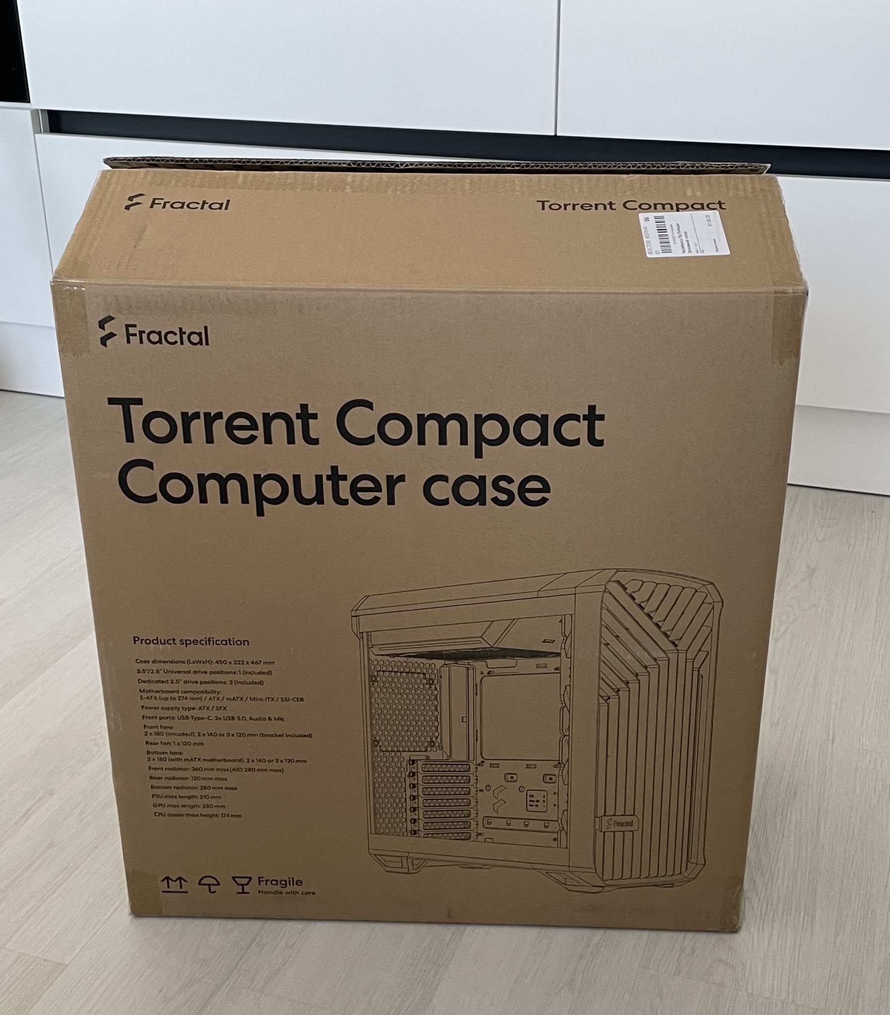 Корпус Fractal Design Torrent Compact RGB Black TG Light Tint FD-C-TOR1C-02  — купить в интернет-магазине ОНЛАЙН ТРЕЙД.РУ