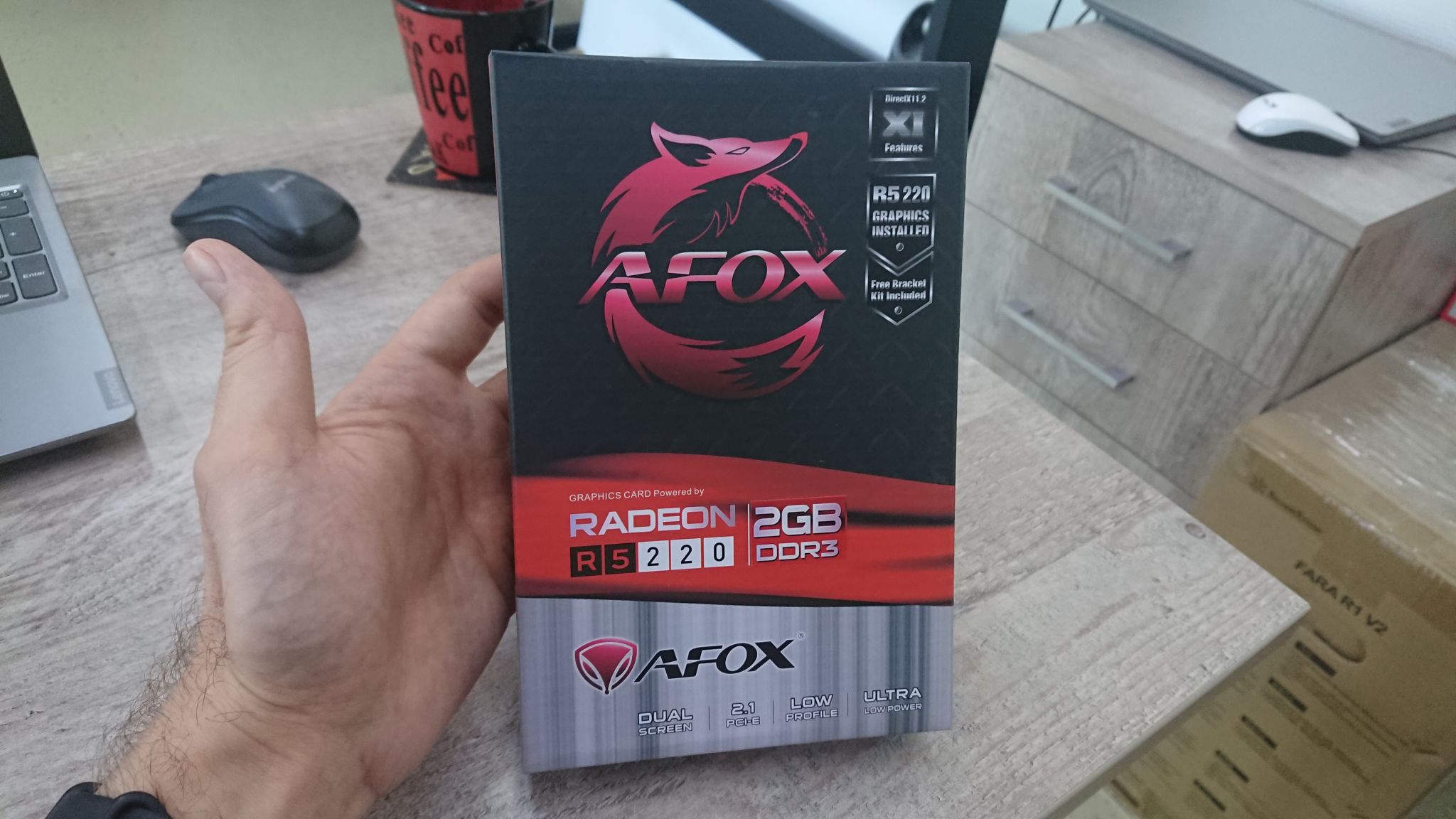 Видеокарта AFOX Radeon R5 220 2G LP, AFR5220-2048D3L5-V2 — купить по ...
