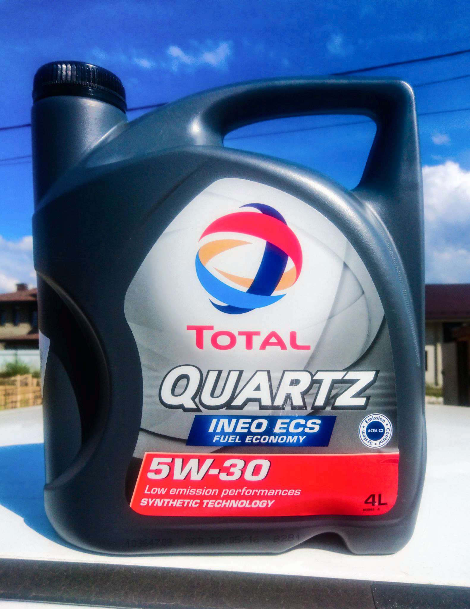Моторное масло TOTAL Quartz INEO ECS 5W30 4 л 213685 — купить в ...