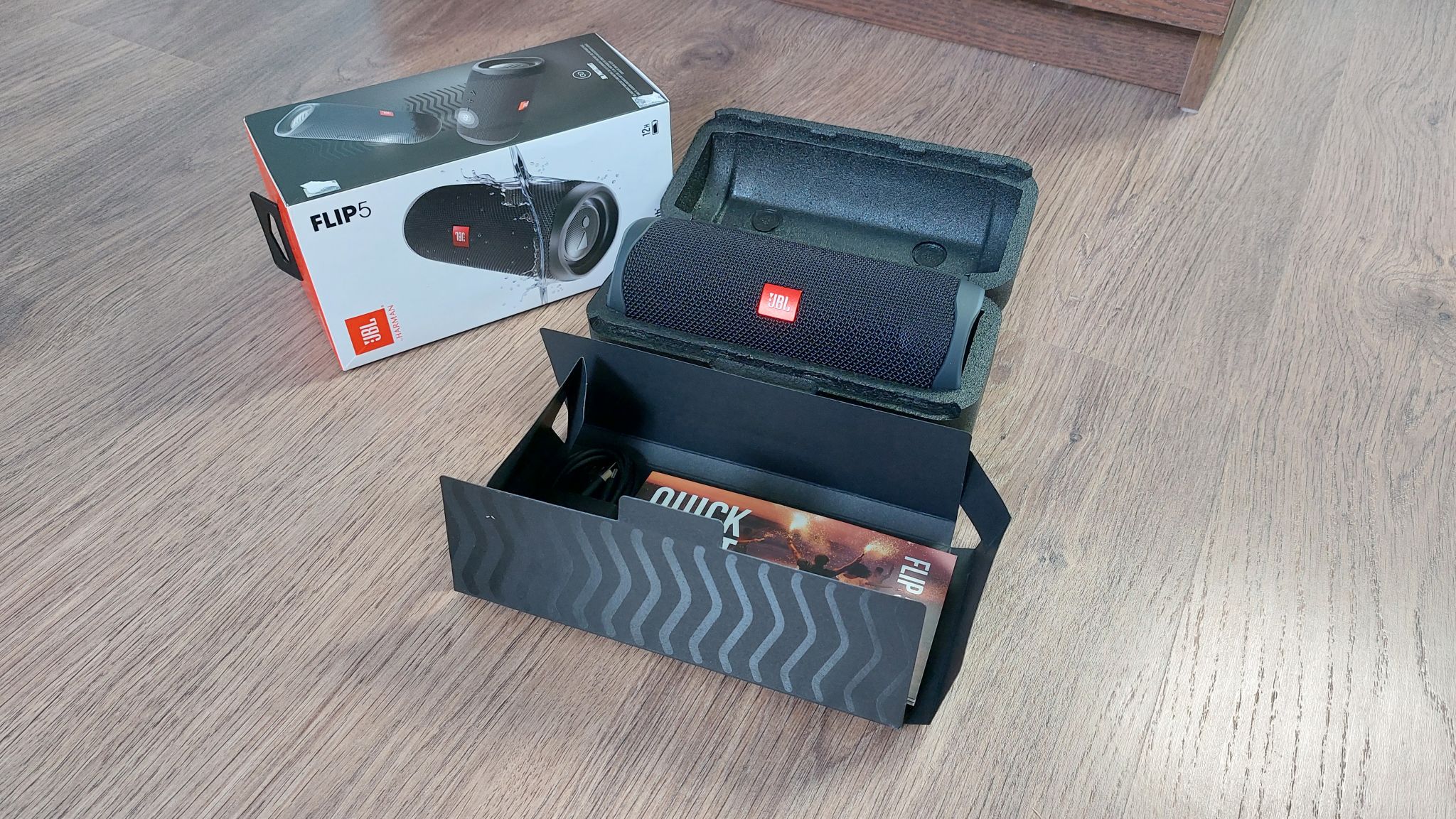 Колонка JBL Flip 5 black JBLFLIP5BLK — купить по низкой цене в интернет ...