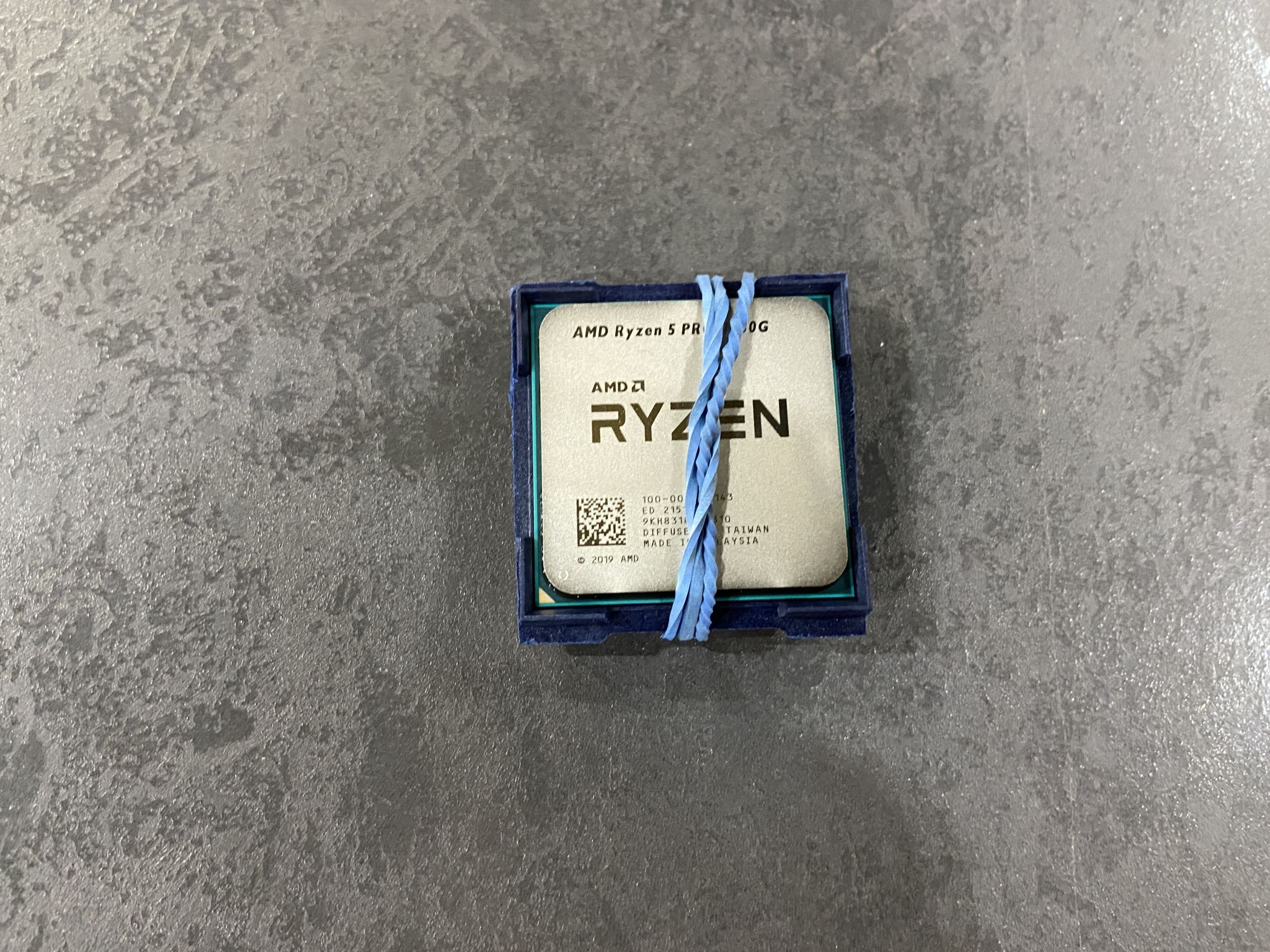 Процессор AMD Ryzen 5 PRO 4650G AM4 OEM 100-000000143 — купить в  интернет-магазине ОНЛАЙН ТРЕЙД.РУ