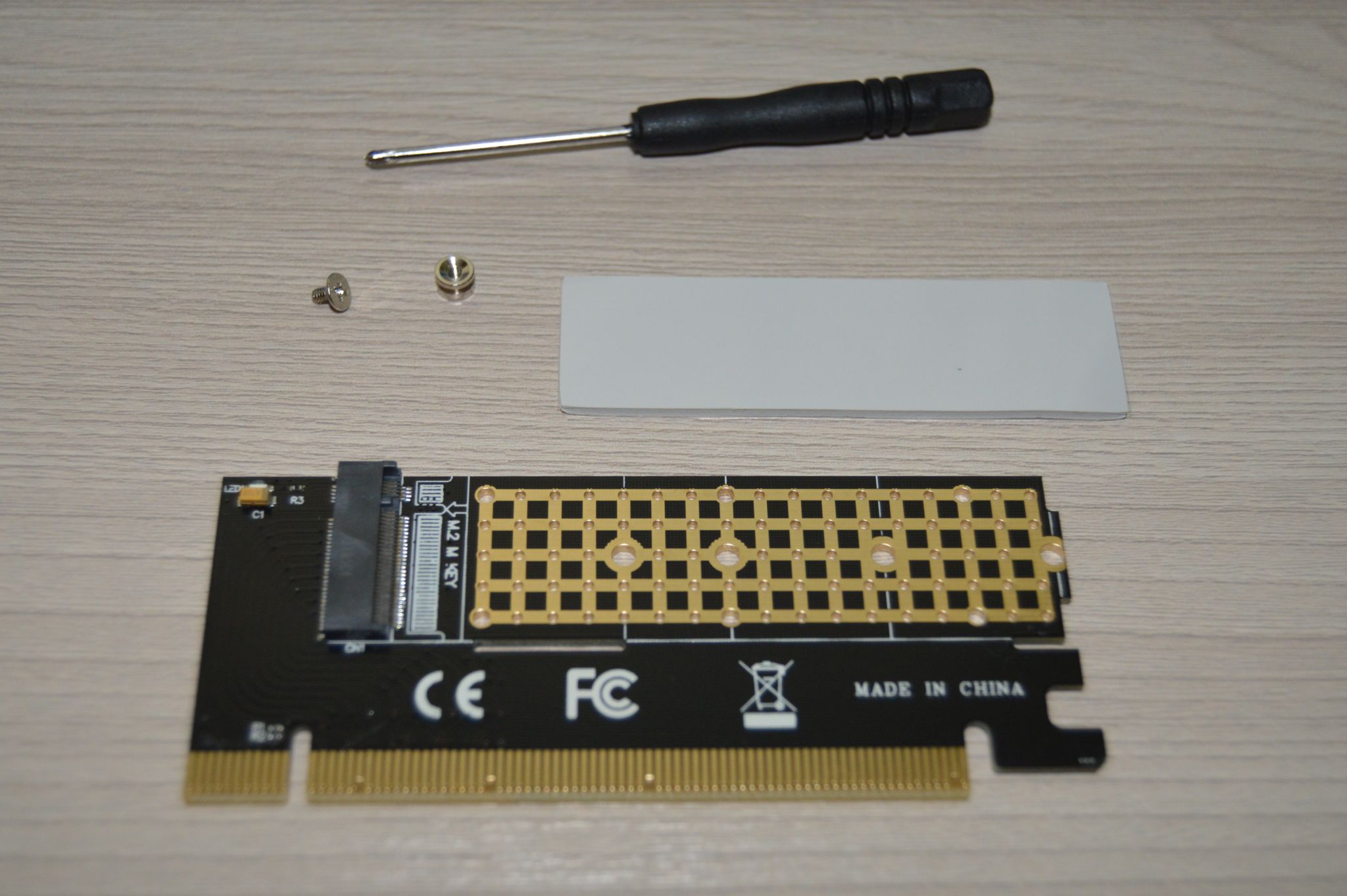 Переходник ExeGate EXE-529 M.2 M Key -> PCI-Ex16 EX283709RUS — купить ...