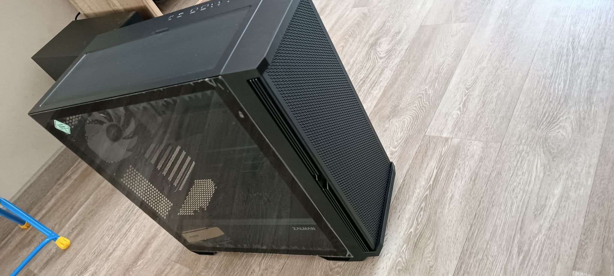 Корпус Zalman Z10 PLUS, черный — купить по низкой цене в интернет ...