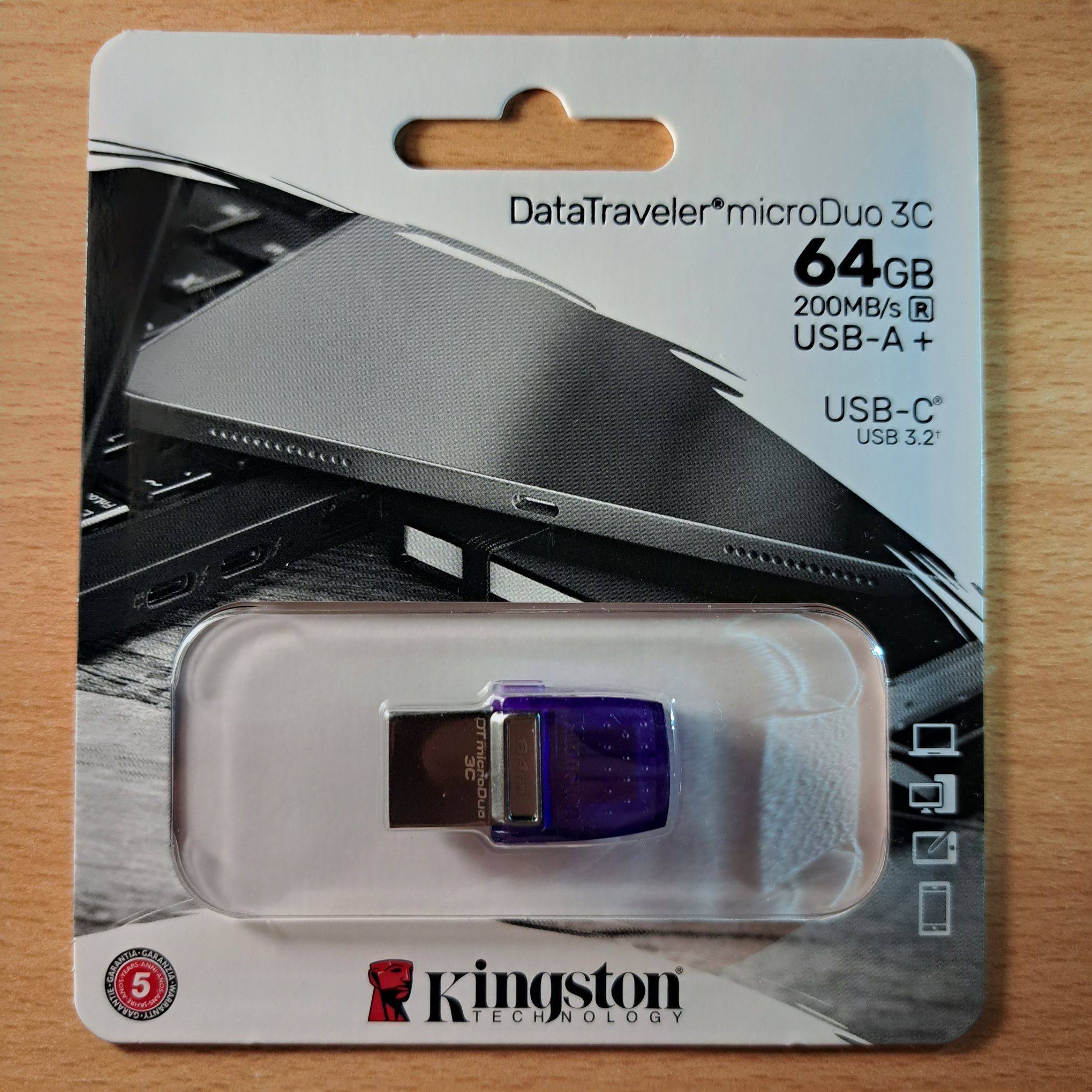 Купить uSB флешка 64Gb Kingston DTDUO3CG3/64GB USB Type-C 3.2 Gen 1/USB ...