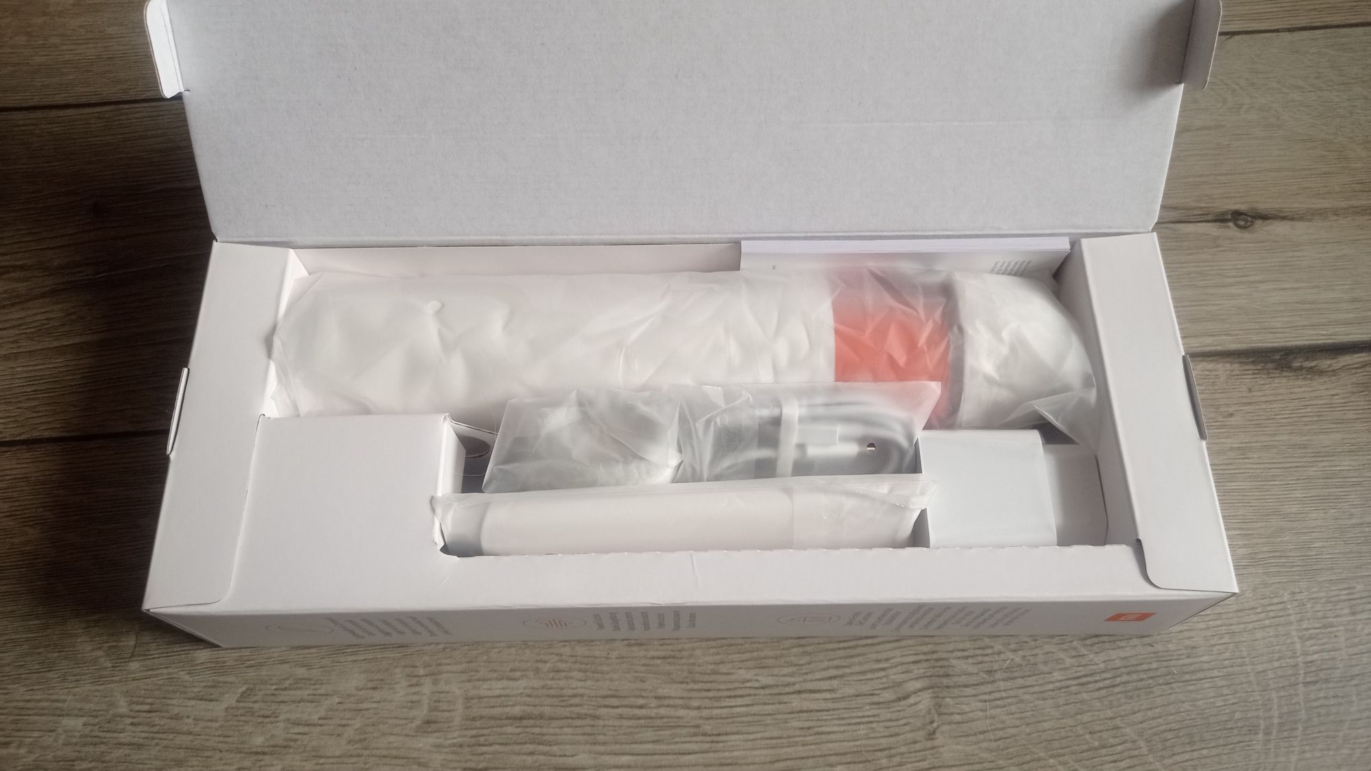 Пылесос Xiaomi Mi Vacuum Cleaner mini BHR5156EU — купить по низкой цене ...
