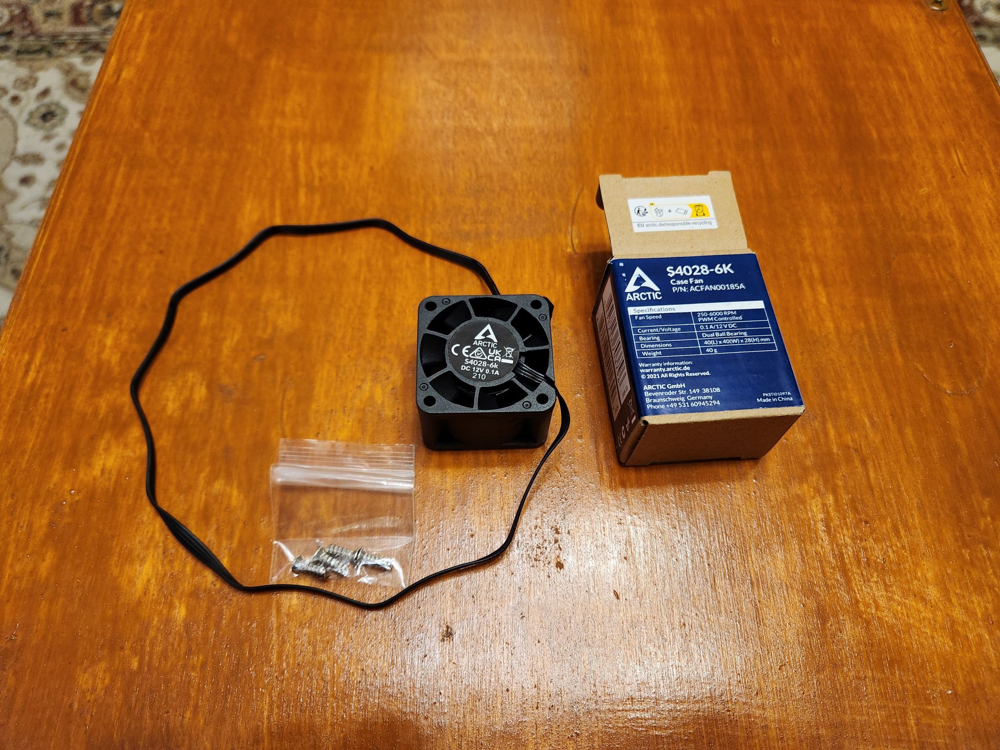 ARCTIC S4028-6K 40mm PWM Server Fan - 250-6000 RPM, 4-Pin, Dual Ball Bearing, 12V