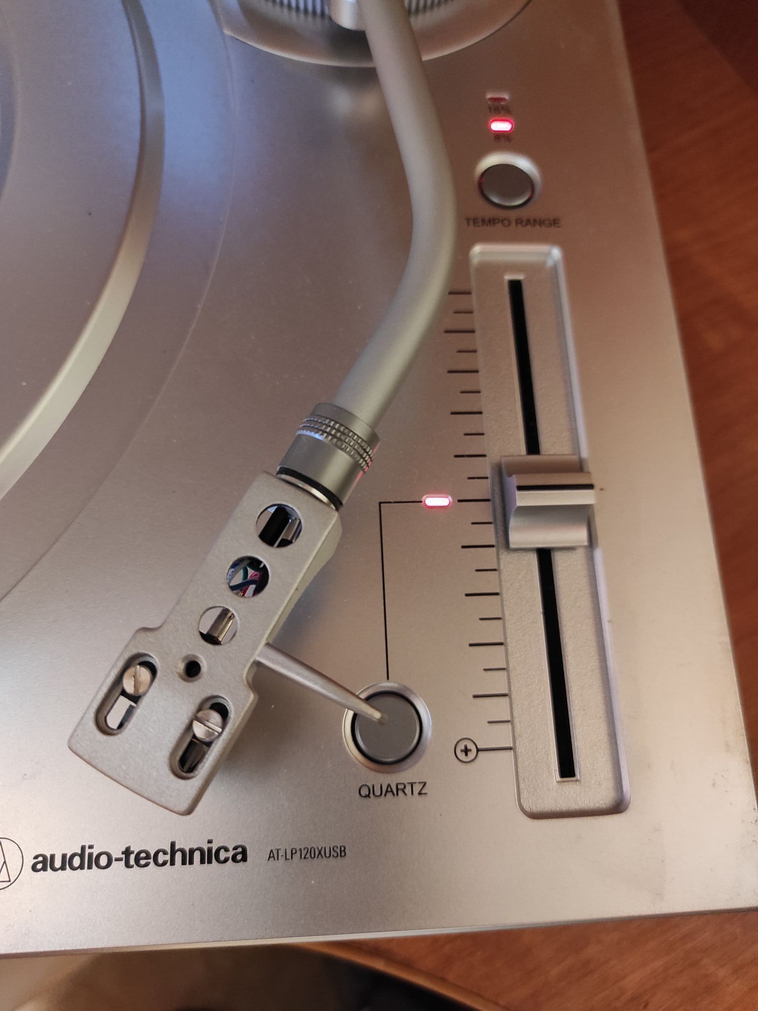 Виниловый проигрыватель Audio-Technica AT-LP120XUSB, серебристый AUDIO ...