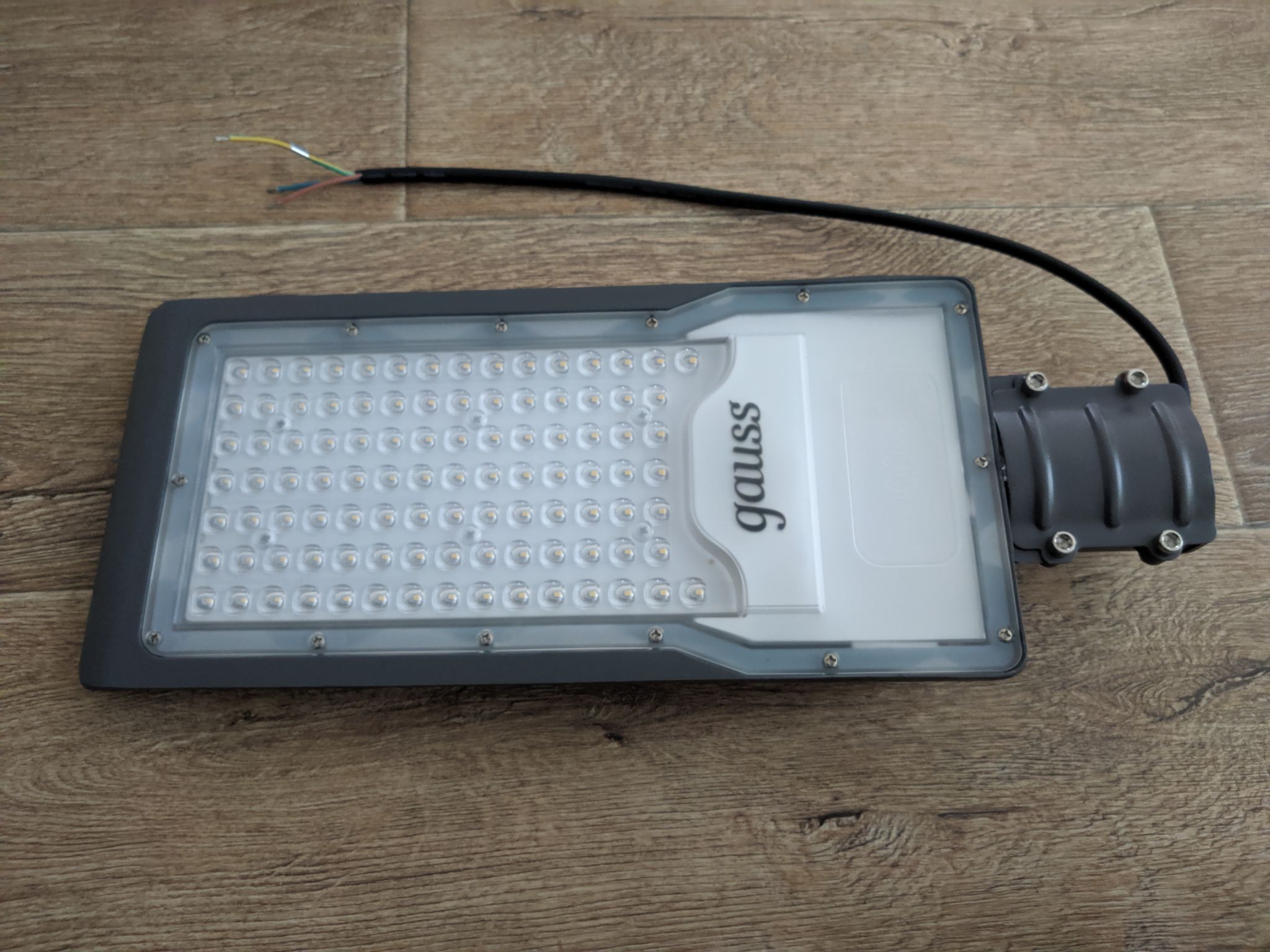 Gauss avenue 100w. Уличный светильник gauss avenue 50w. Gauss avenue 100w. Gauss avenue 100w 10000lm 5000k 190-250v ip65 420 160 57мм. Светильник светодиодный уличный дку-100вт 10000 лм 5000k avenue gauss.