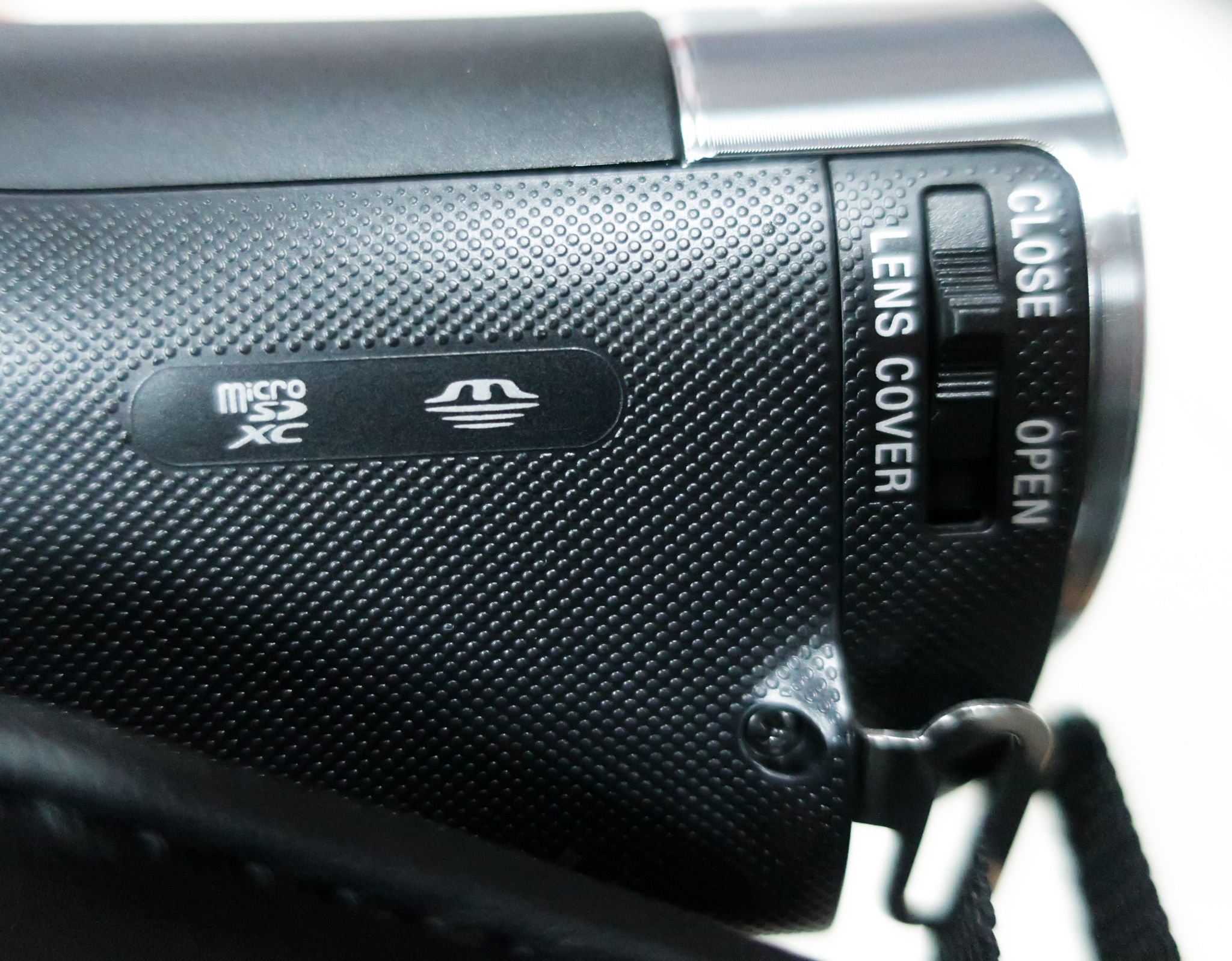 Цифровая видеокамера Sony HDR-CX405 чёрный HDRCX405B.CEL — купить по ...