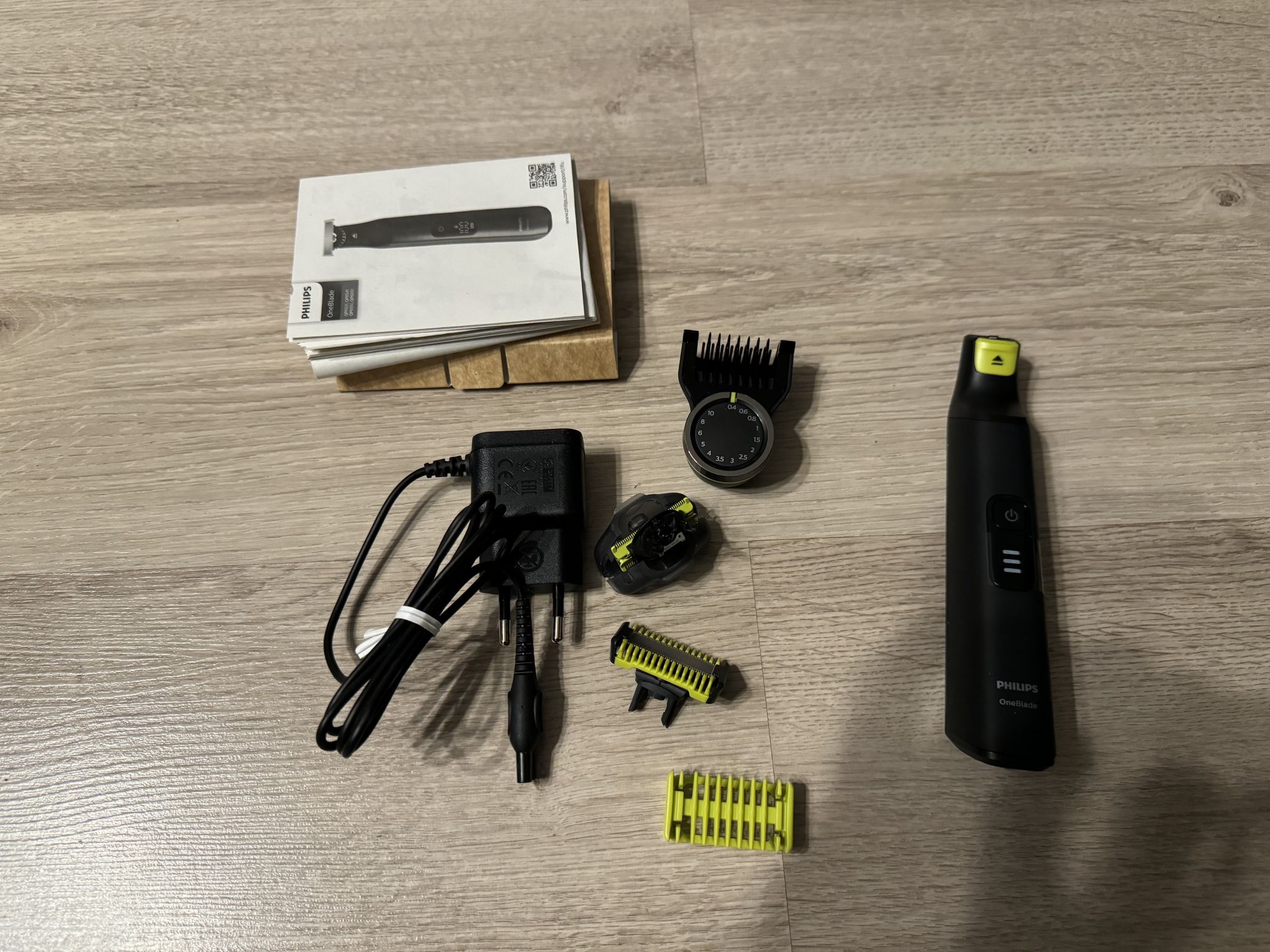 Триммер Philips OneBlade QP6541/15 — купить по низкой цене в интернет ...