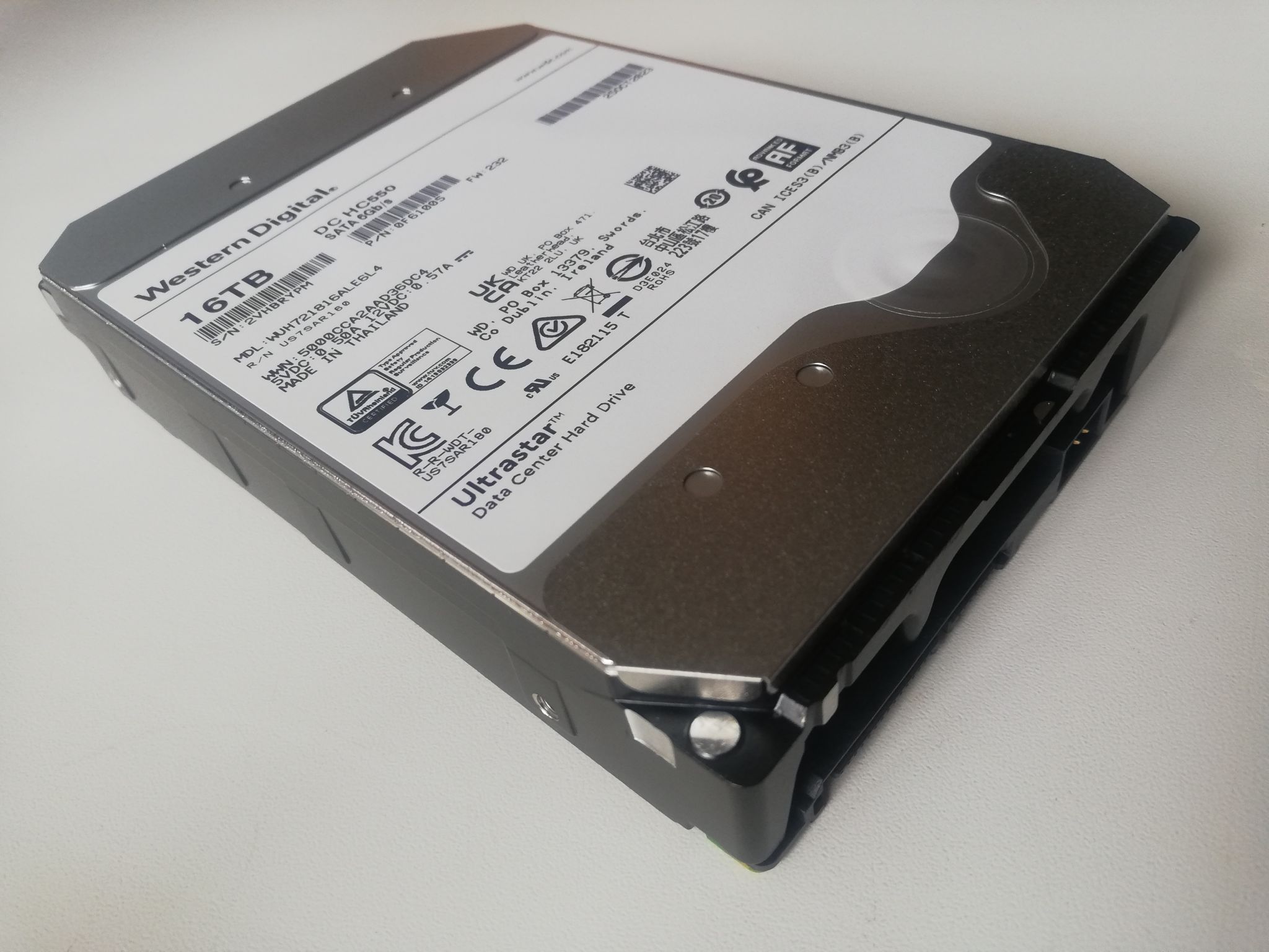 [2個セット 32TB] 大容量HDD WD 16TB HC550 NAS WD Ultrastar DC 0F38462 16TB 3.5