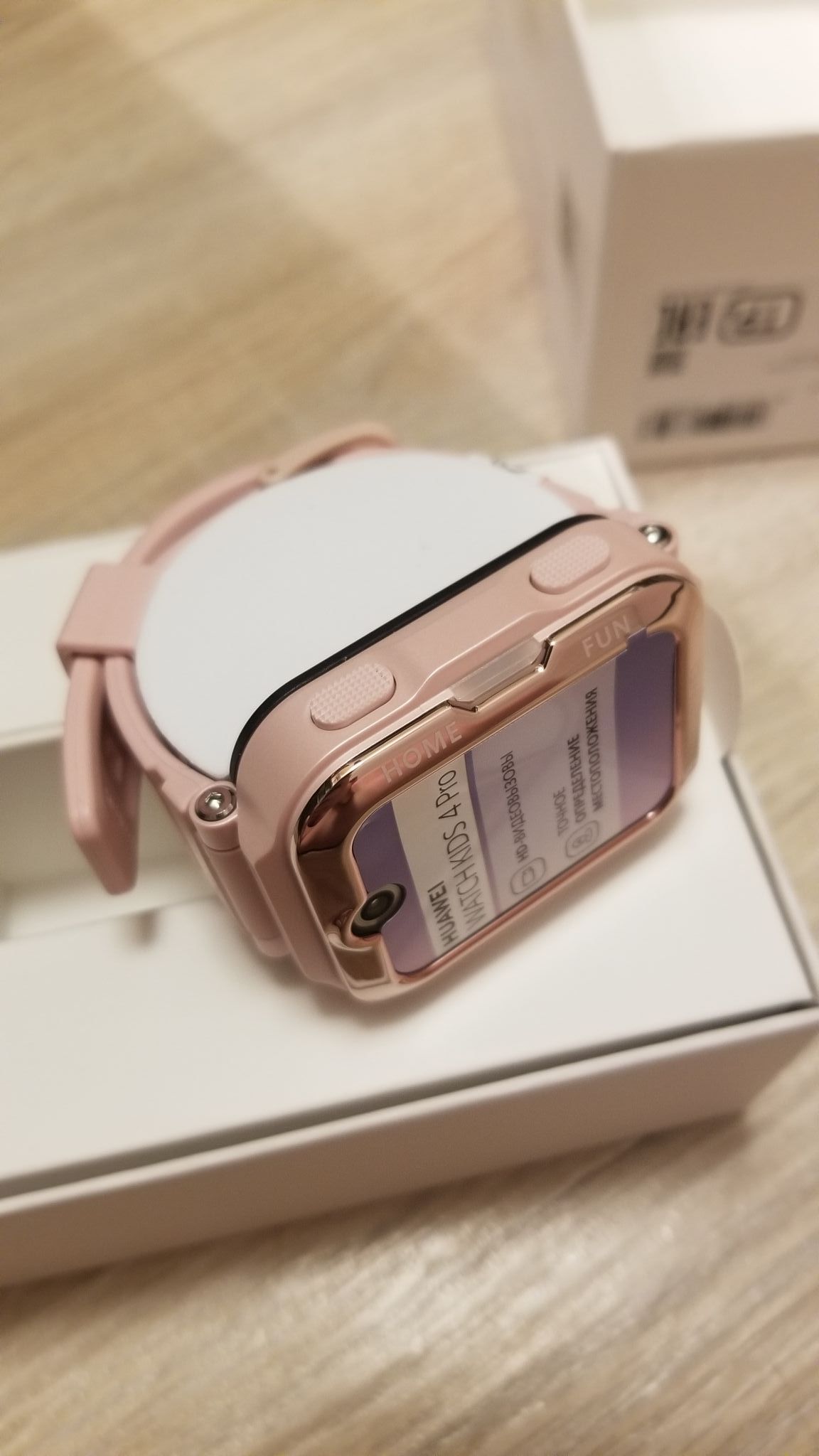 Детские умные часы Huawei WATCH KIDS 4 Pro Розовые 55027637 — купить по ...