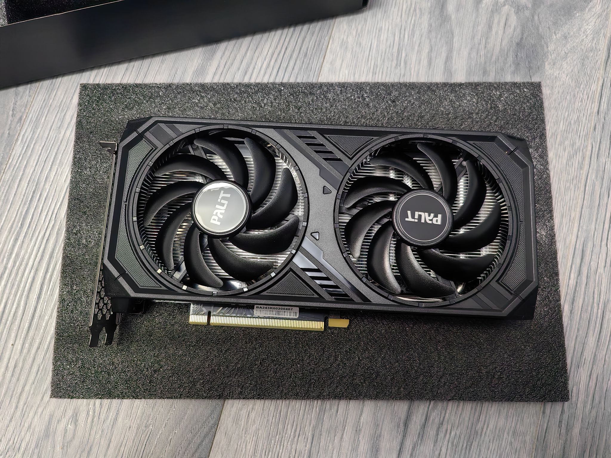 Видеокарта PALIT GeForce RTX 4060 DUAL OC 8G NE64060T19P1-1070D