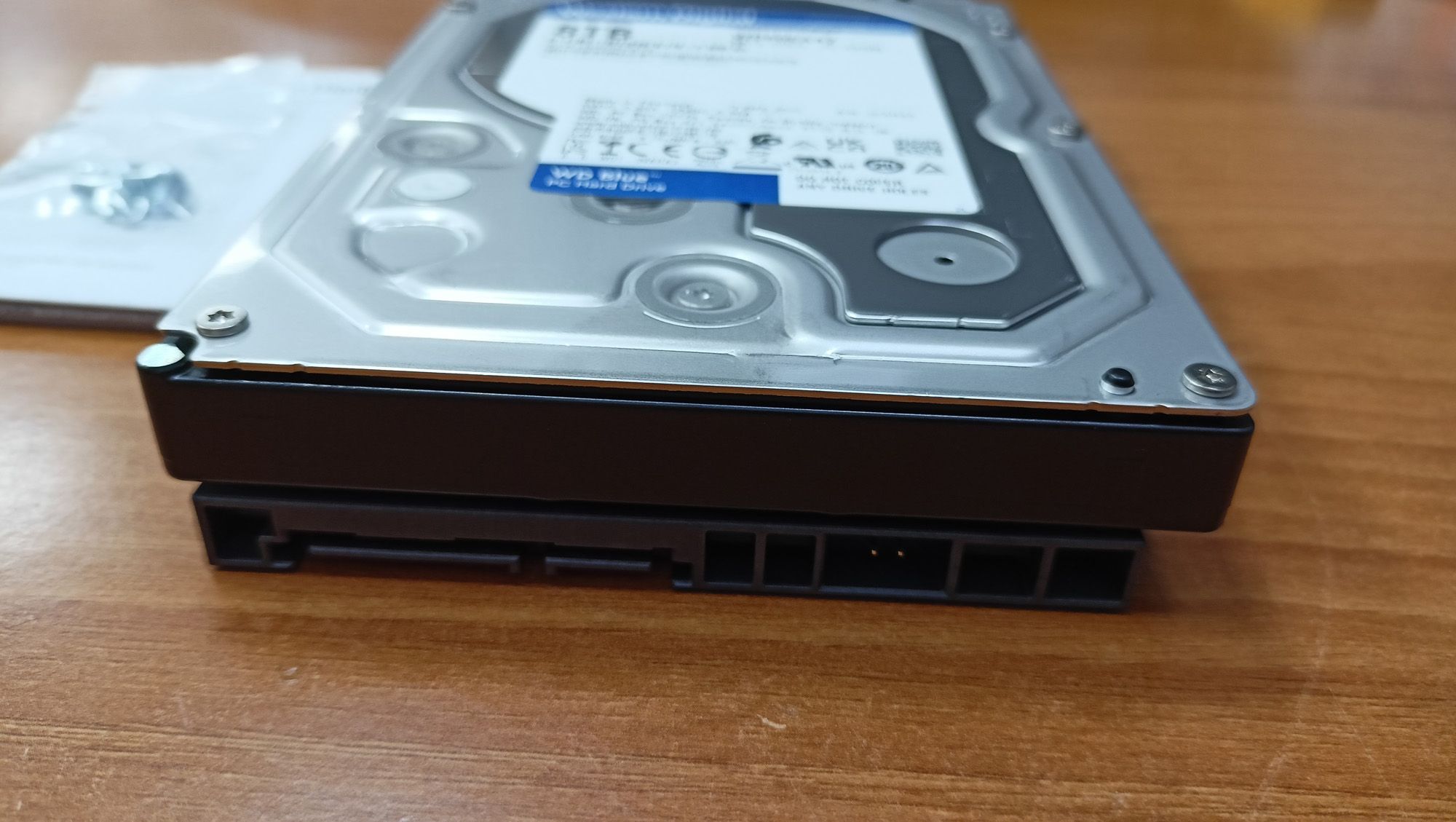 Жесткий диск 3.5 Western Digital WD Blue 8 ТБ, SATA III, 256Mb