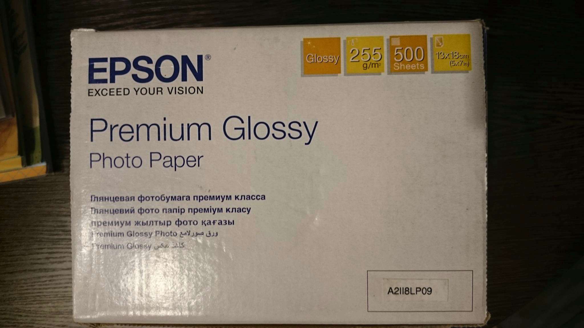 Купить Бумага EPSON Premium Glossy Photo Paper 13x18 (500 листов) в ...
