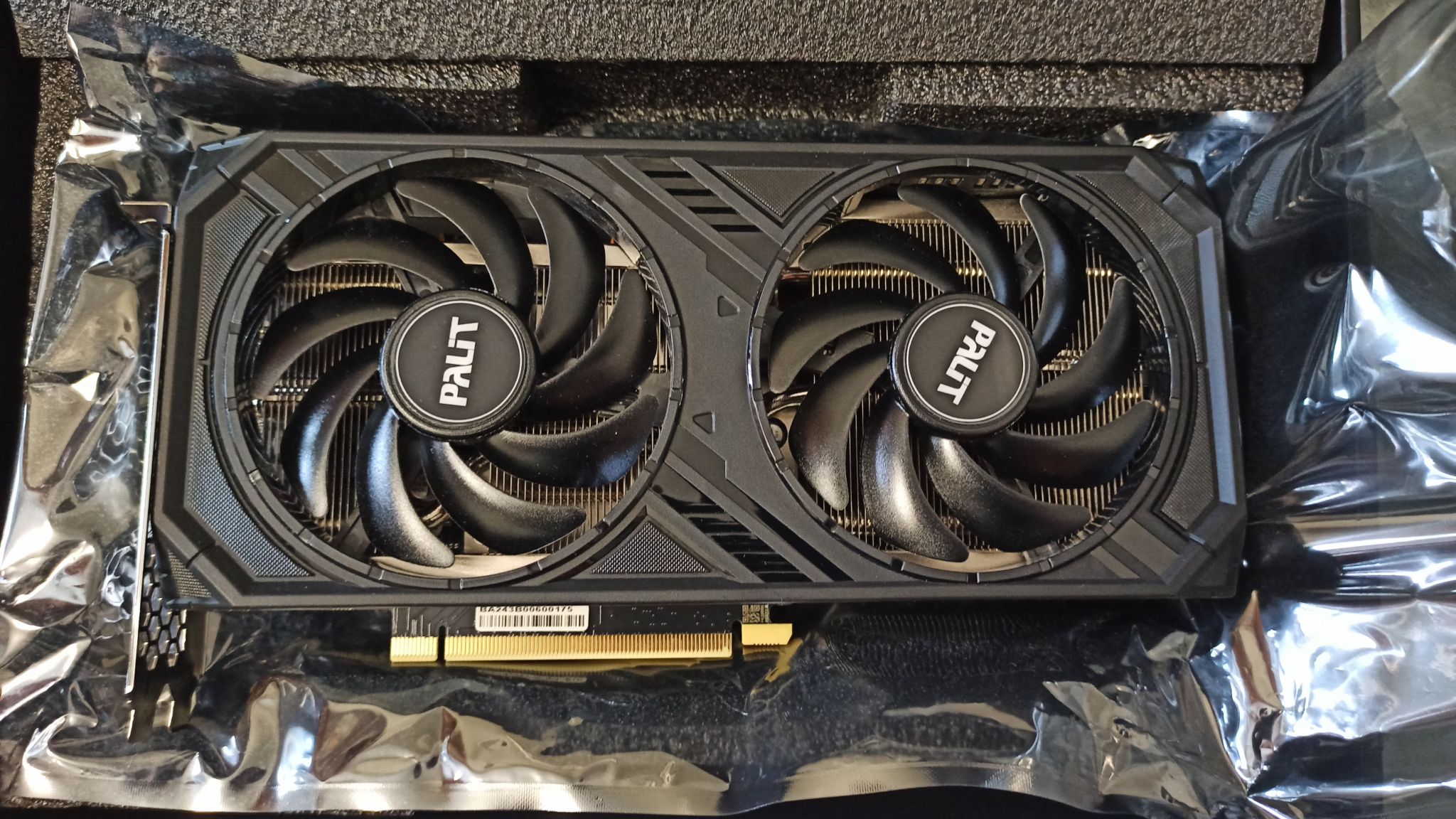 Видеокарта PALIT GeForce RTX 4060 Ti DUAL OC 8G NE6406TT19P1-1060D