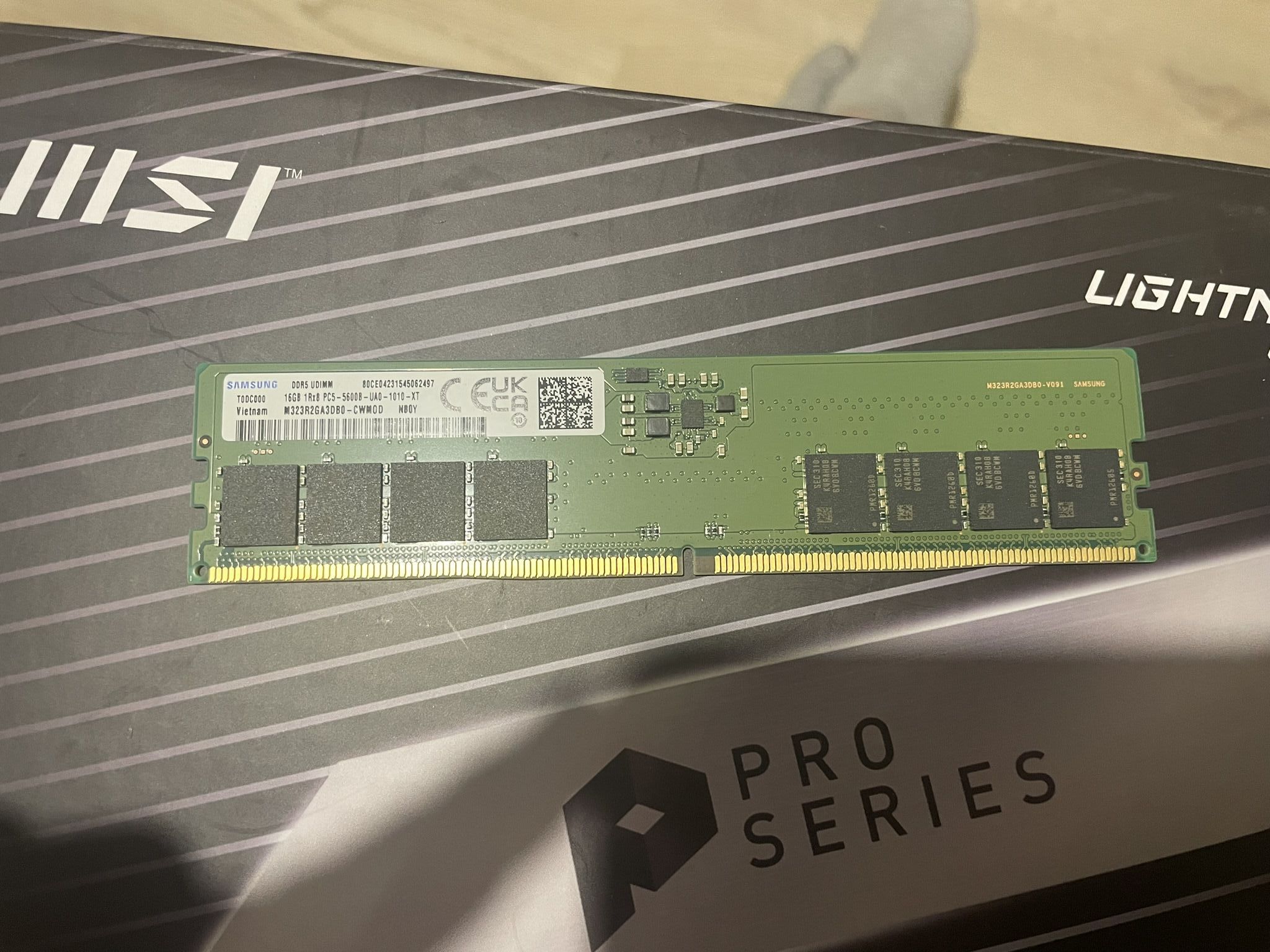 Оперативная память Samsung DDR5 16Gb 5600Mhz pc-44800 CL46 1.1V