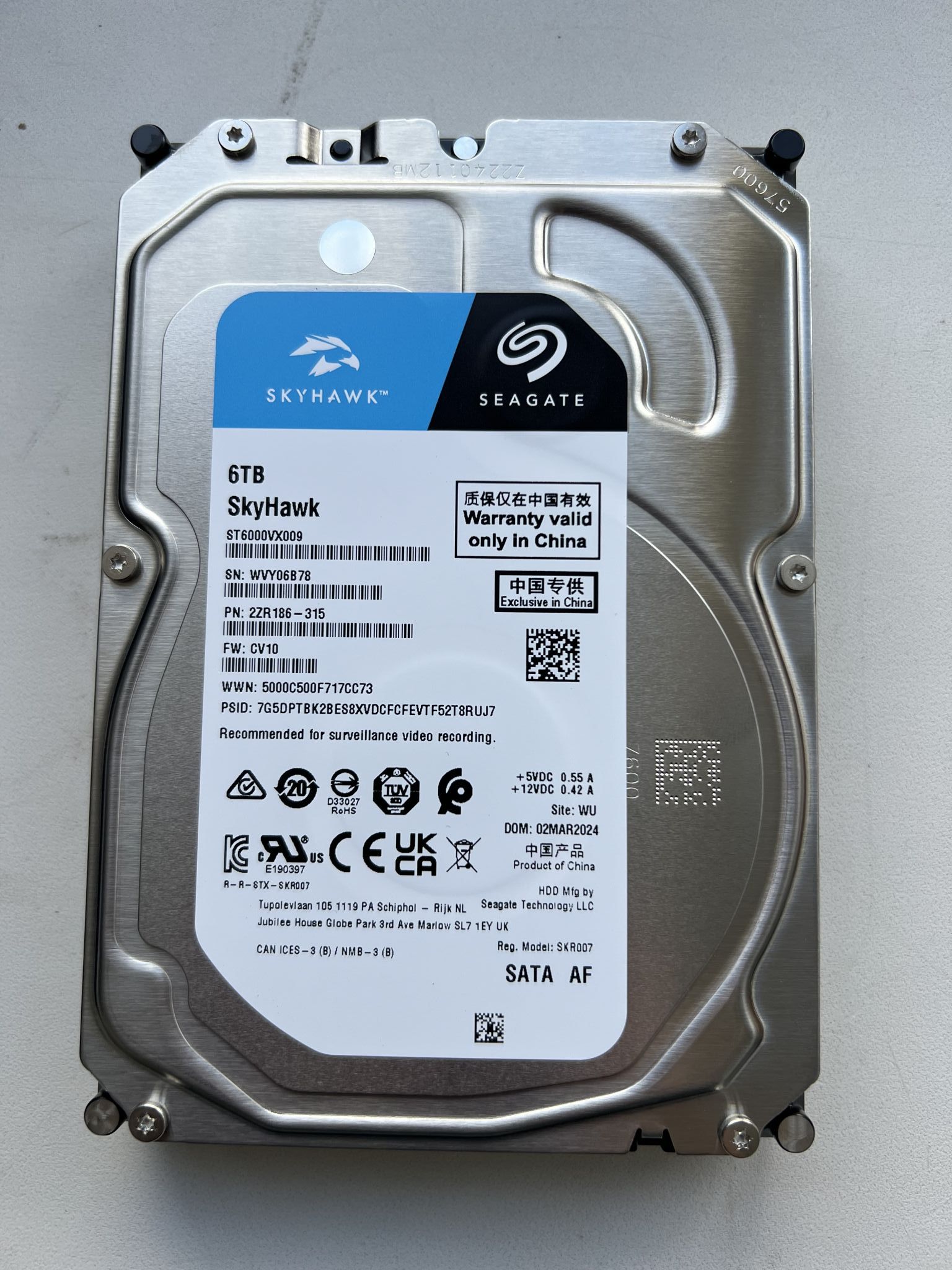 Жесткий диск 3.5 Seagate Skyhawk 6 ТБ , SATA III, 256 Mb, 5400rpm Жесткий диск 3.5 Seagate Skyhawk 6 ТБ , SATA III, 256 Mb, 5400rpm