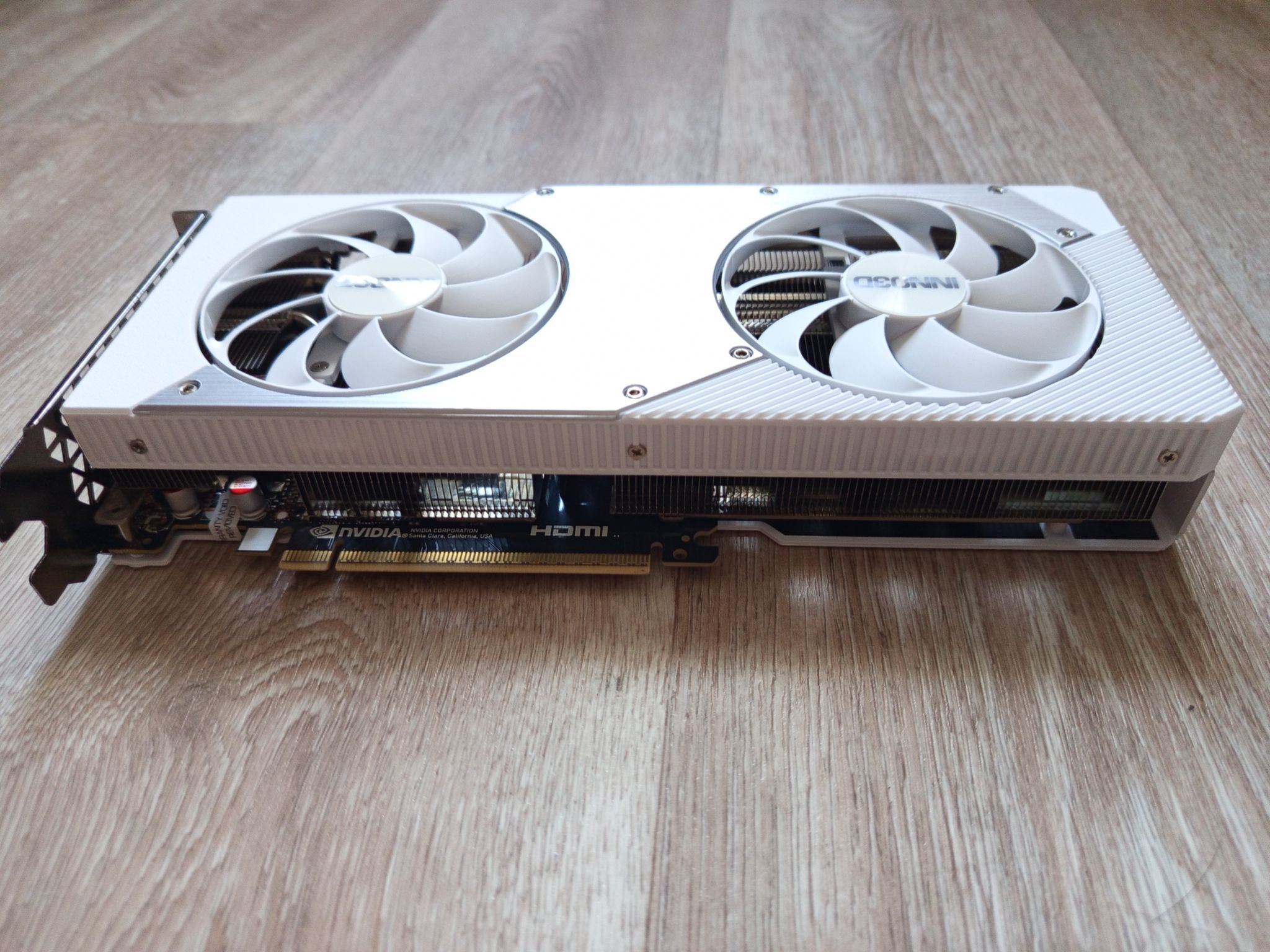 Inno3D выпустила однослотовую GeForce RTX 5060 Ti