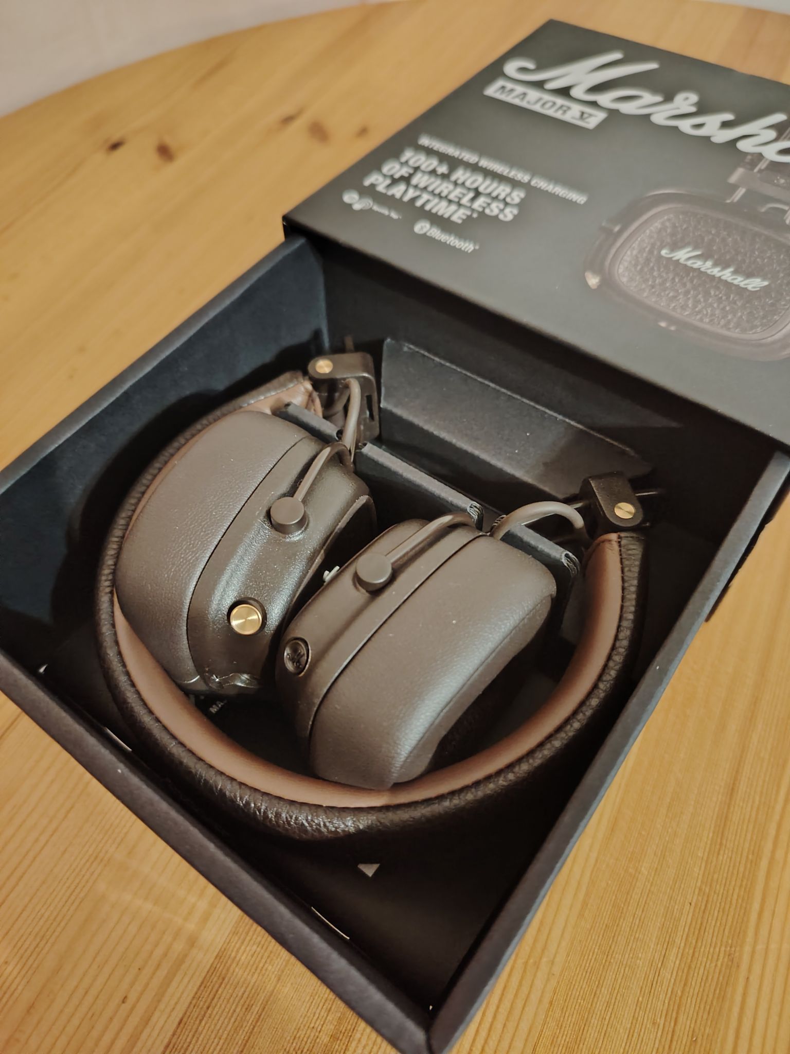 Беспроводные наушники Marshall Major V Bluetooth, коричневый ZD